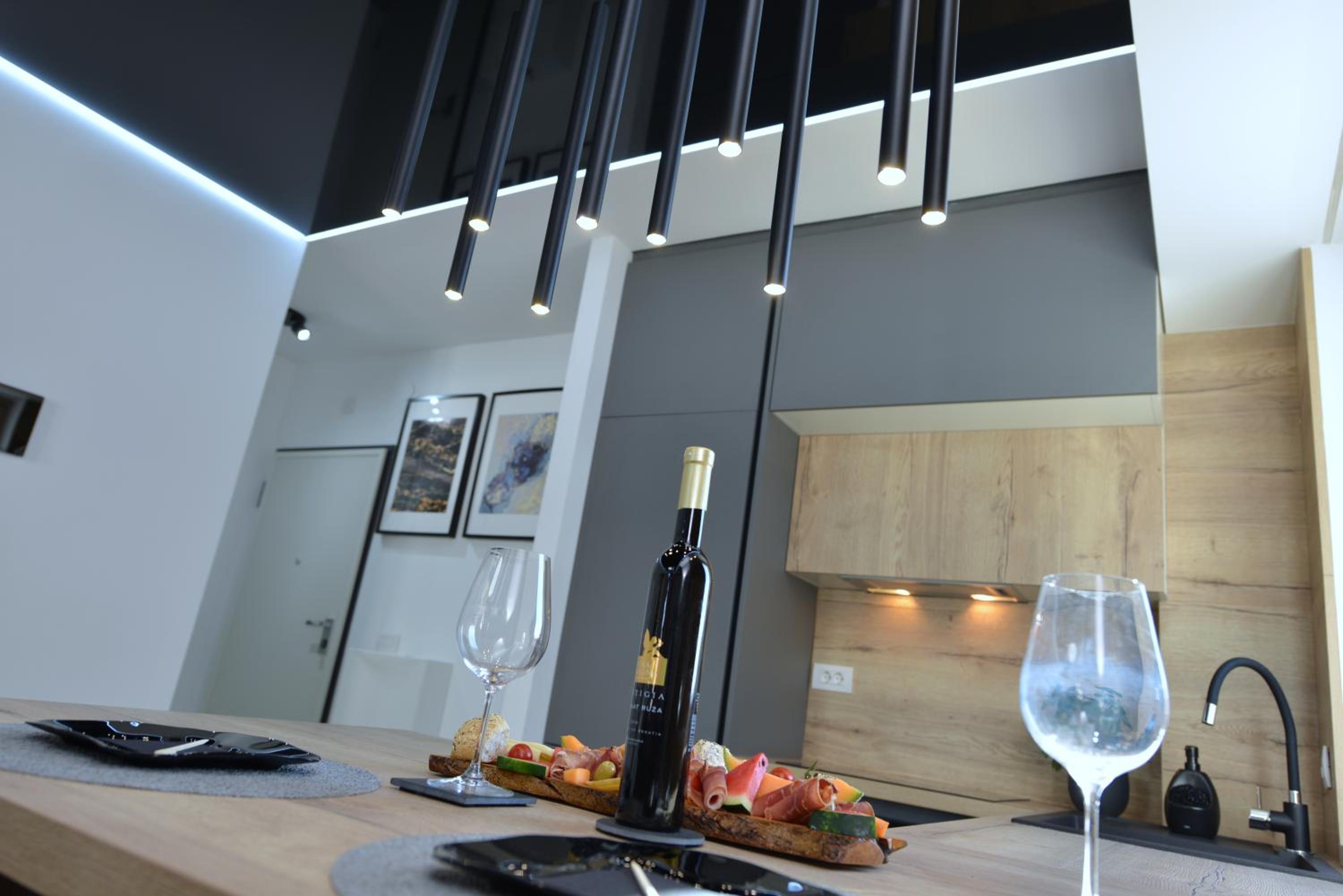 Exclusive Residence Apartment