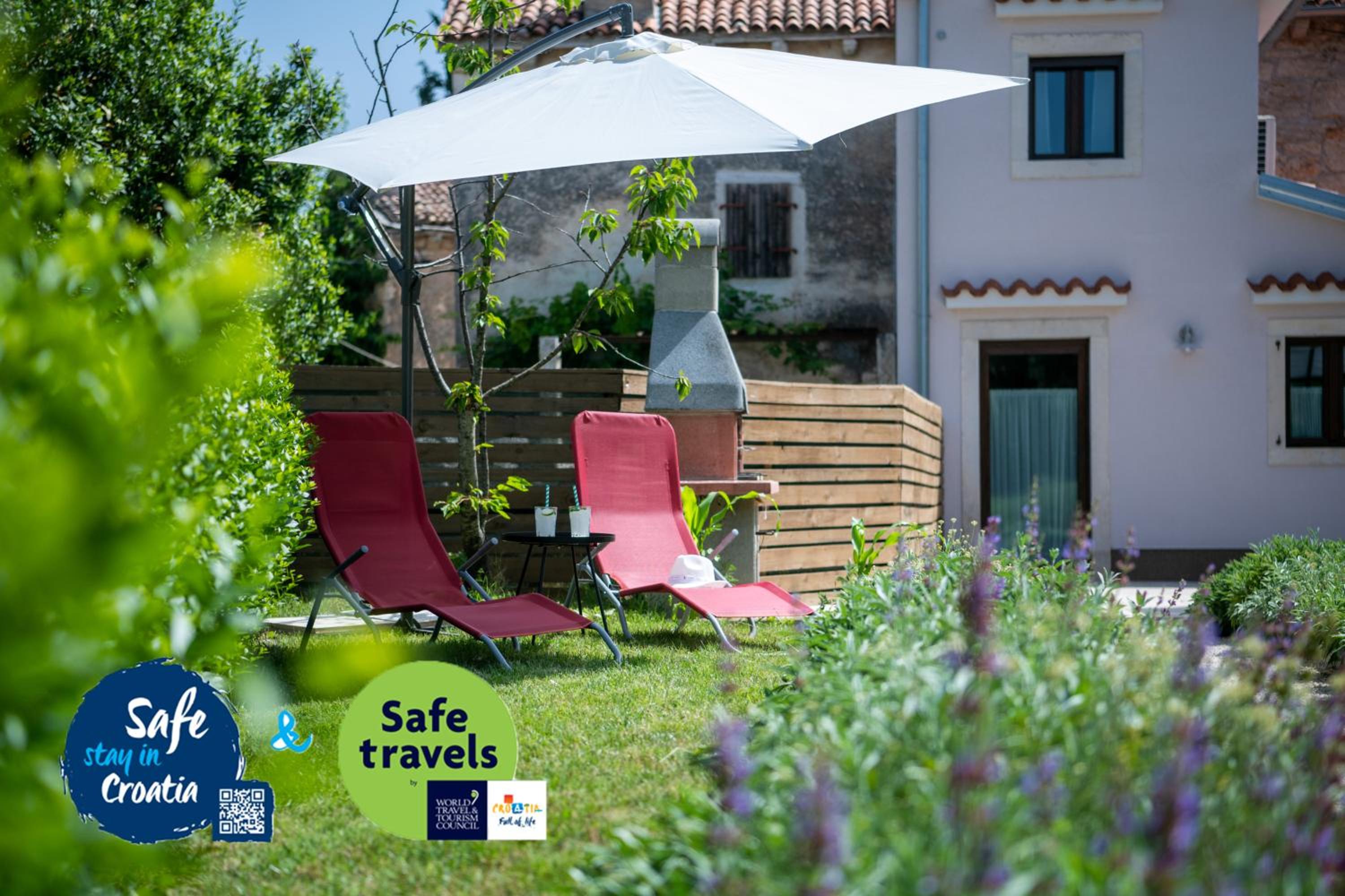 Holiday House Brnistra