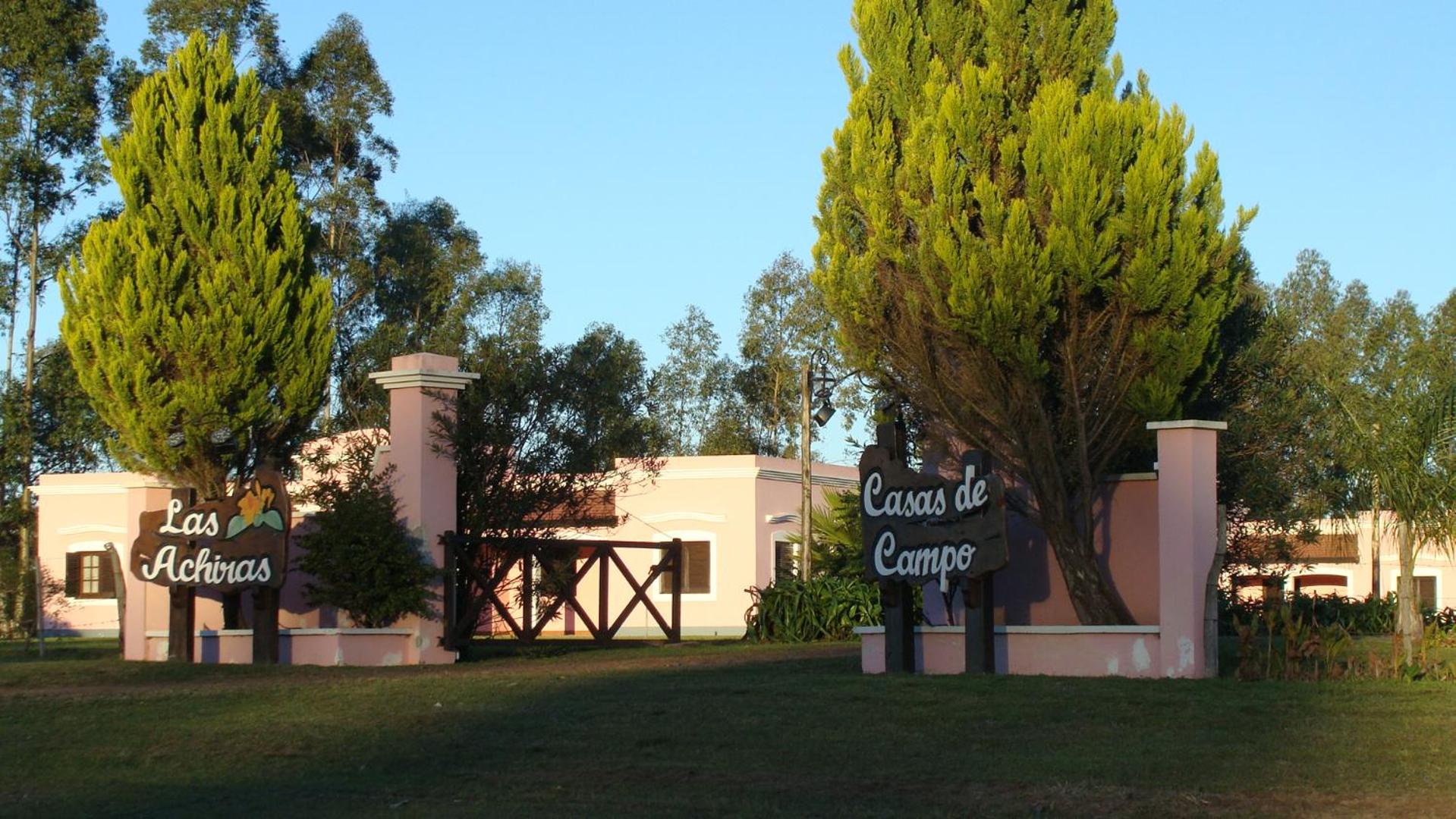 Las Achiras, Casas de Campo
