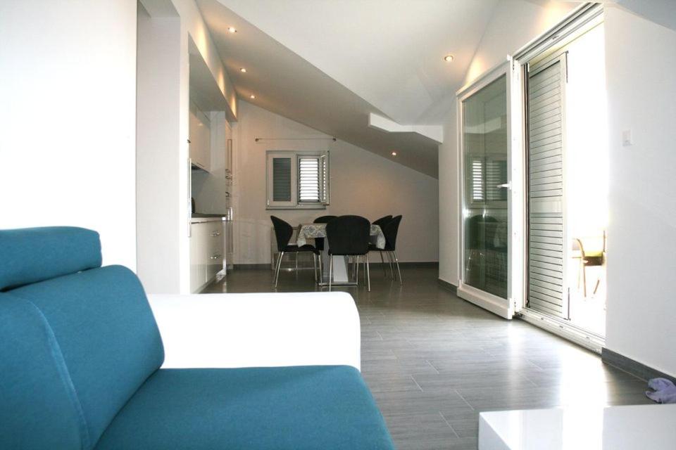 White Anchor en Vodice