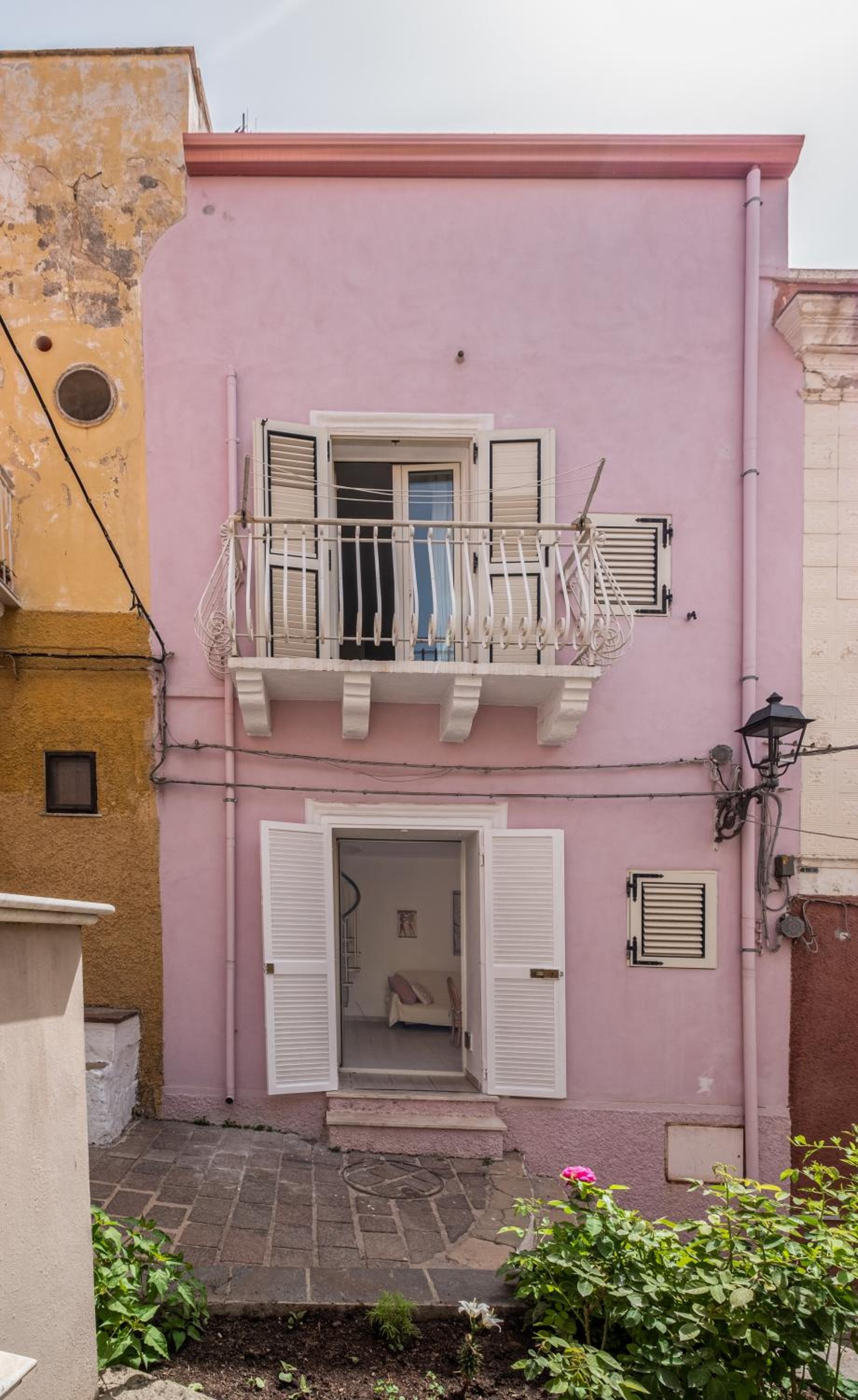 The Pink Pearl in the Historic Center of Carloforte view 5
