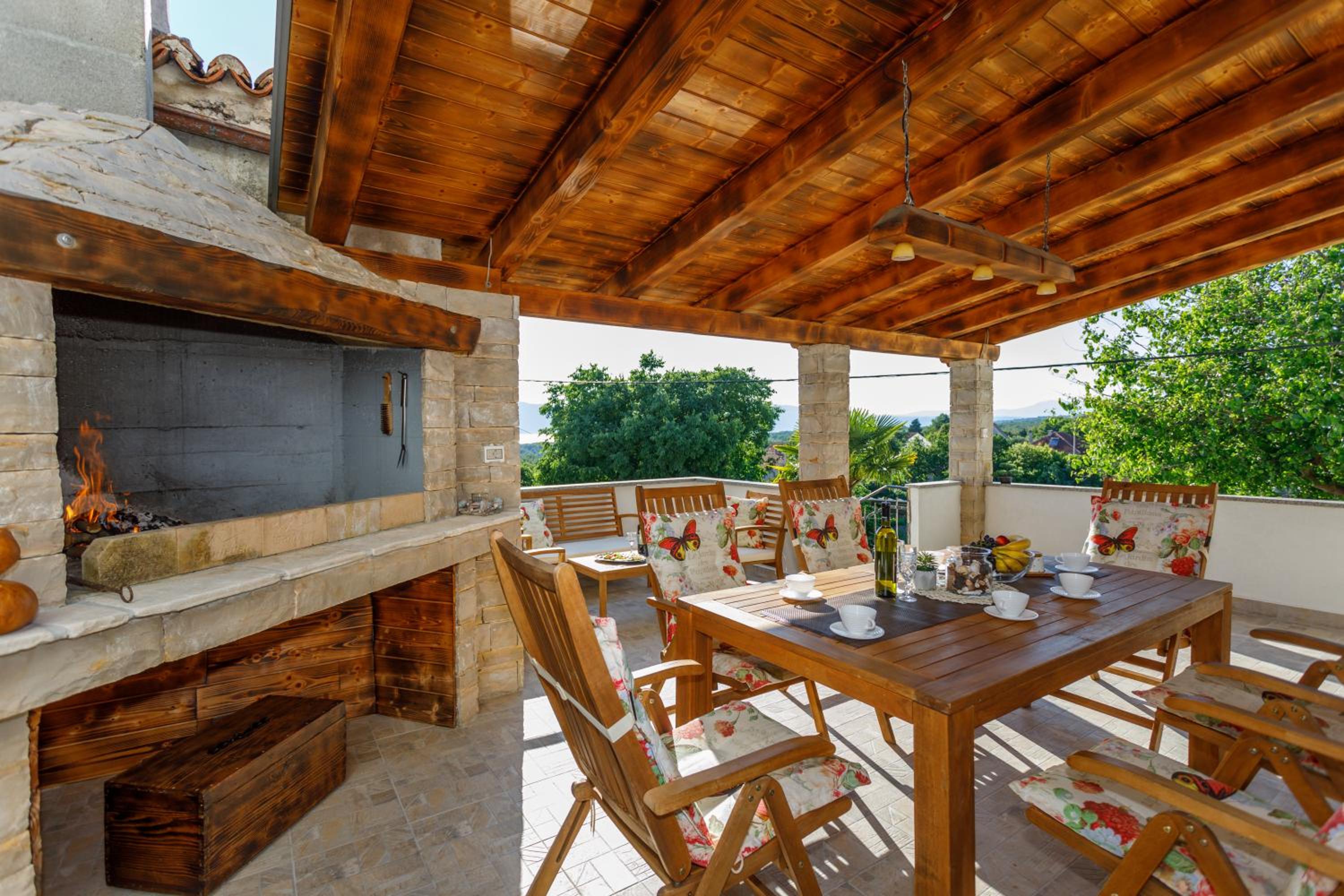 Rustic apartment EVELIN view 2