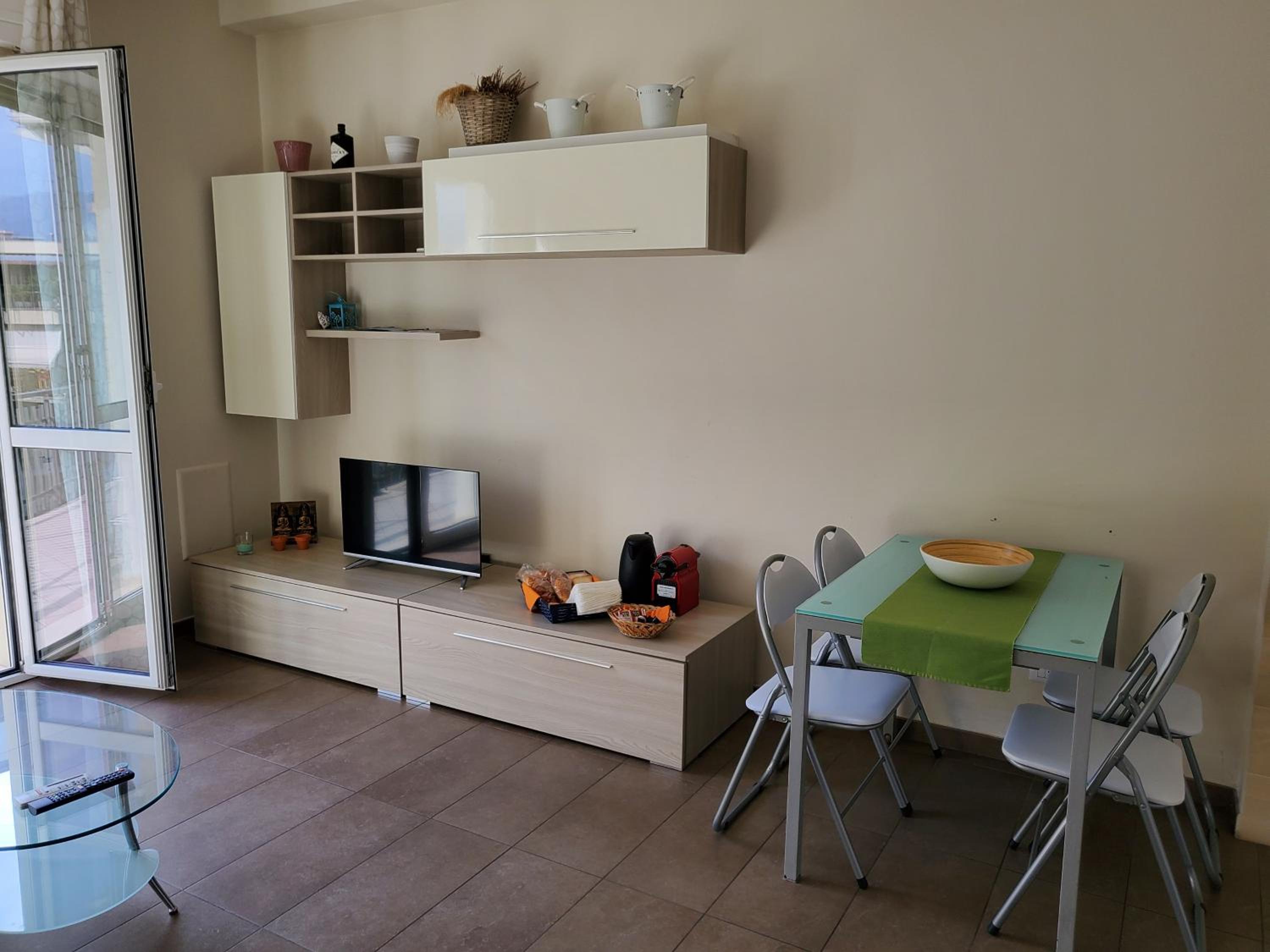 Albenga House