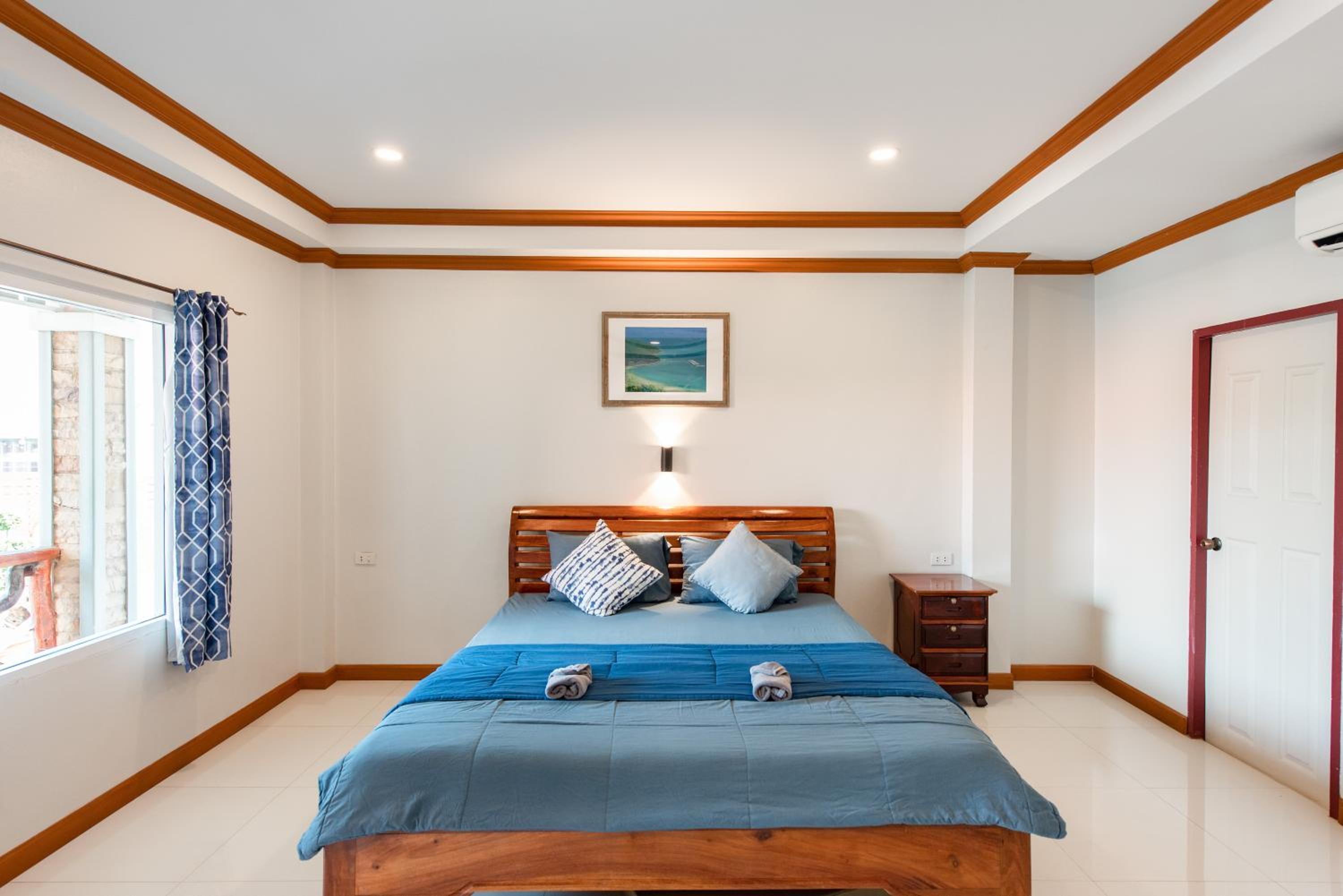 Baan Virog Koh Larn