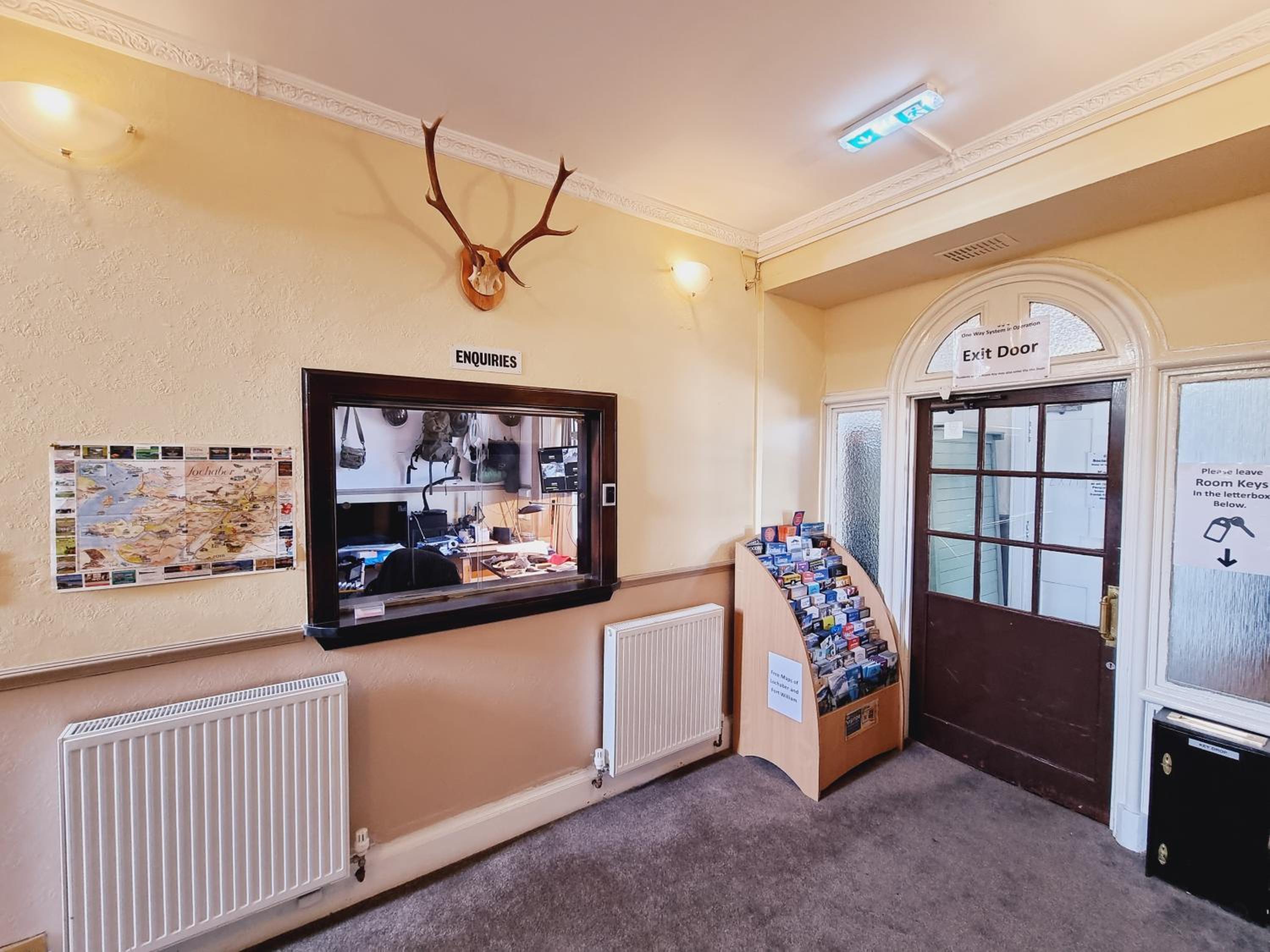 Fort William Vacations - Roy Bridge Hotel - Property Image 2