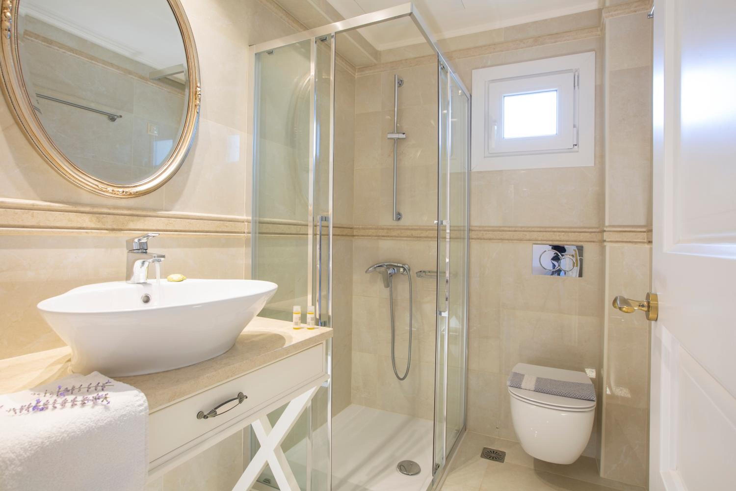Lefko Hotel & Apartments