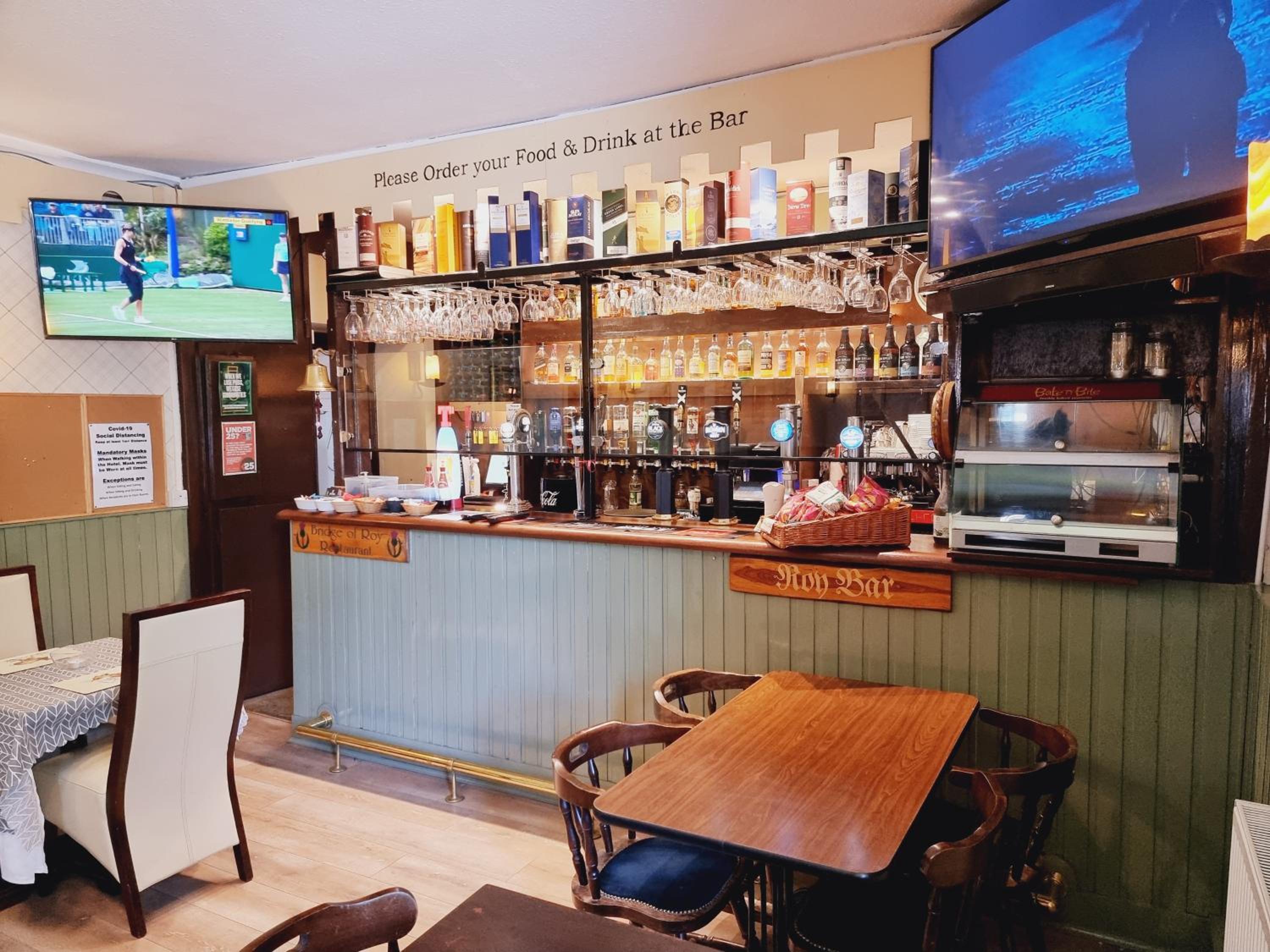 Fort William Vacations - Roy Bridge Hotel - Property Image 3