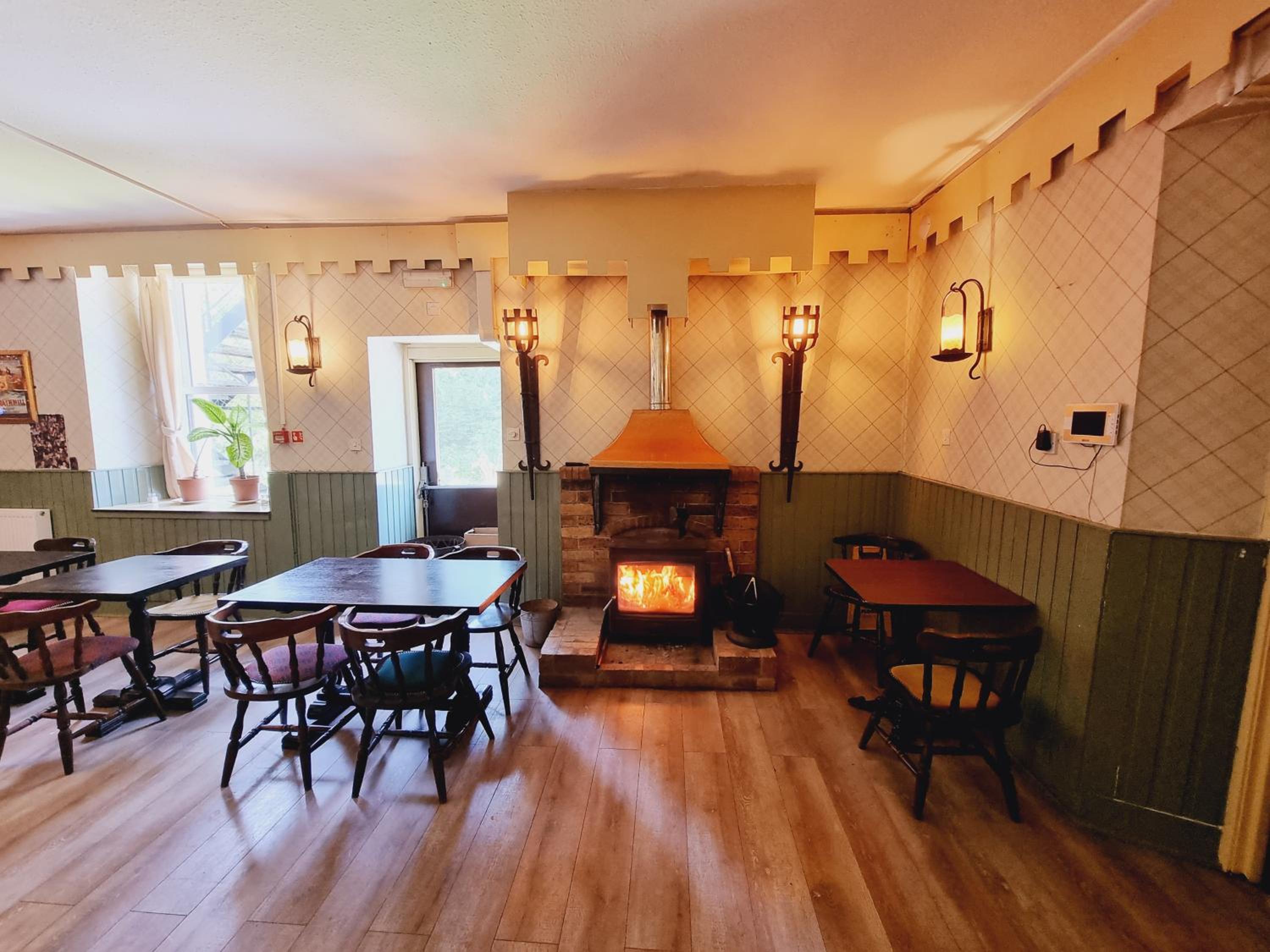 Fort William Vacations - Roy Bridge Hotel - Property Image 10