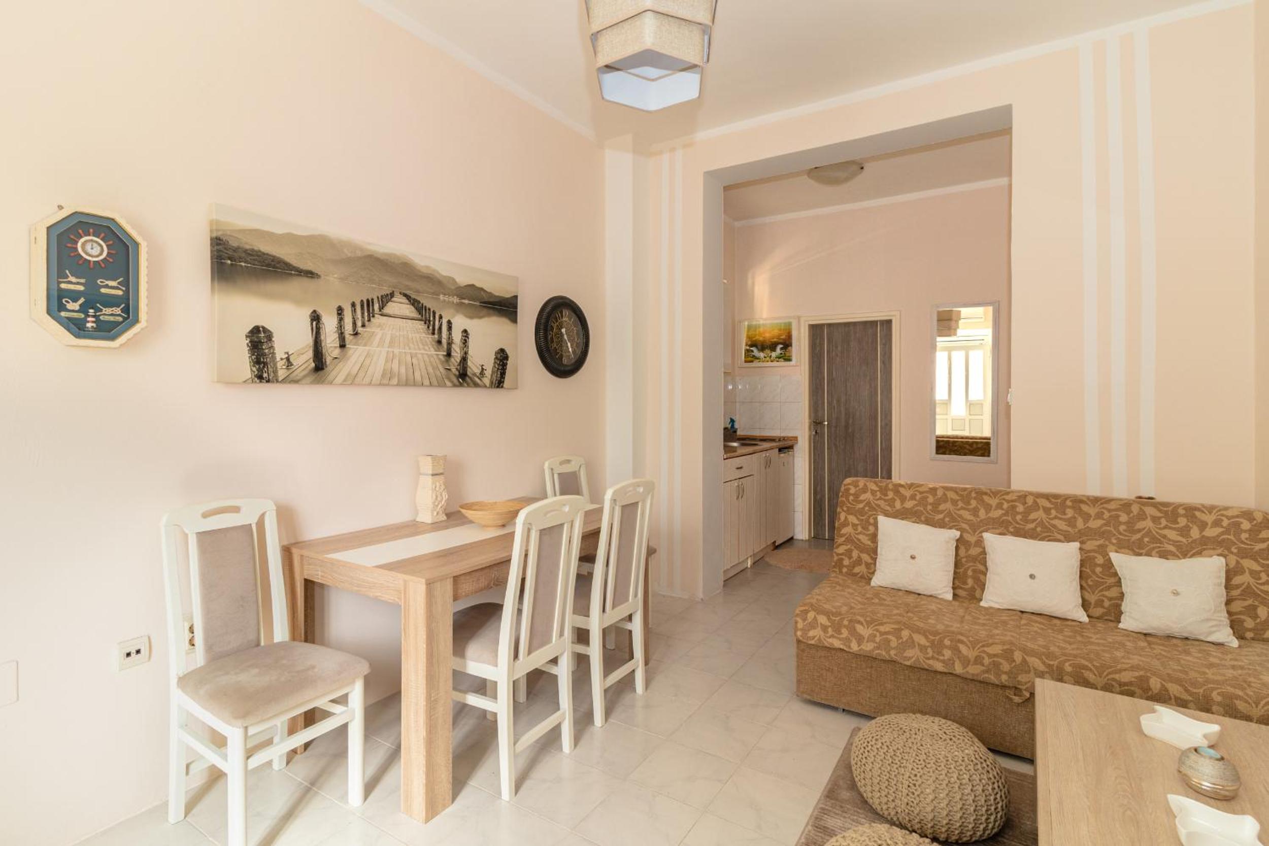 Apartment Belman photo 2