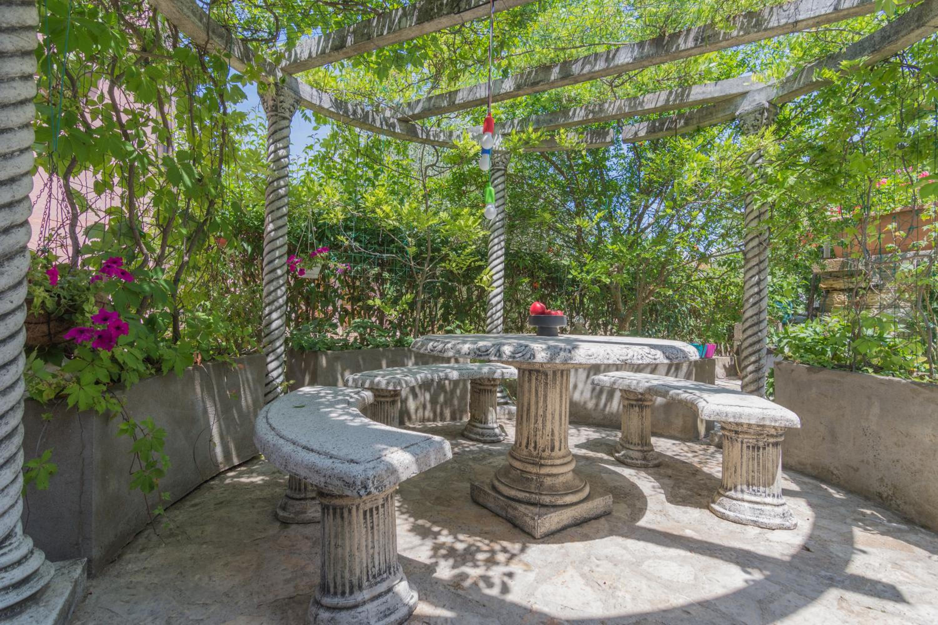 Secret Garden Apartment view 5