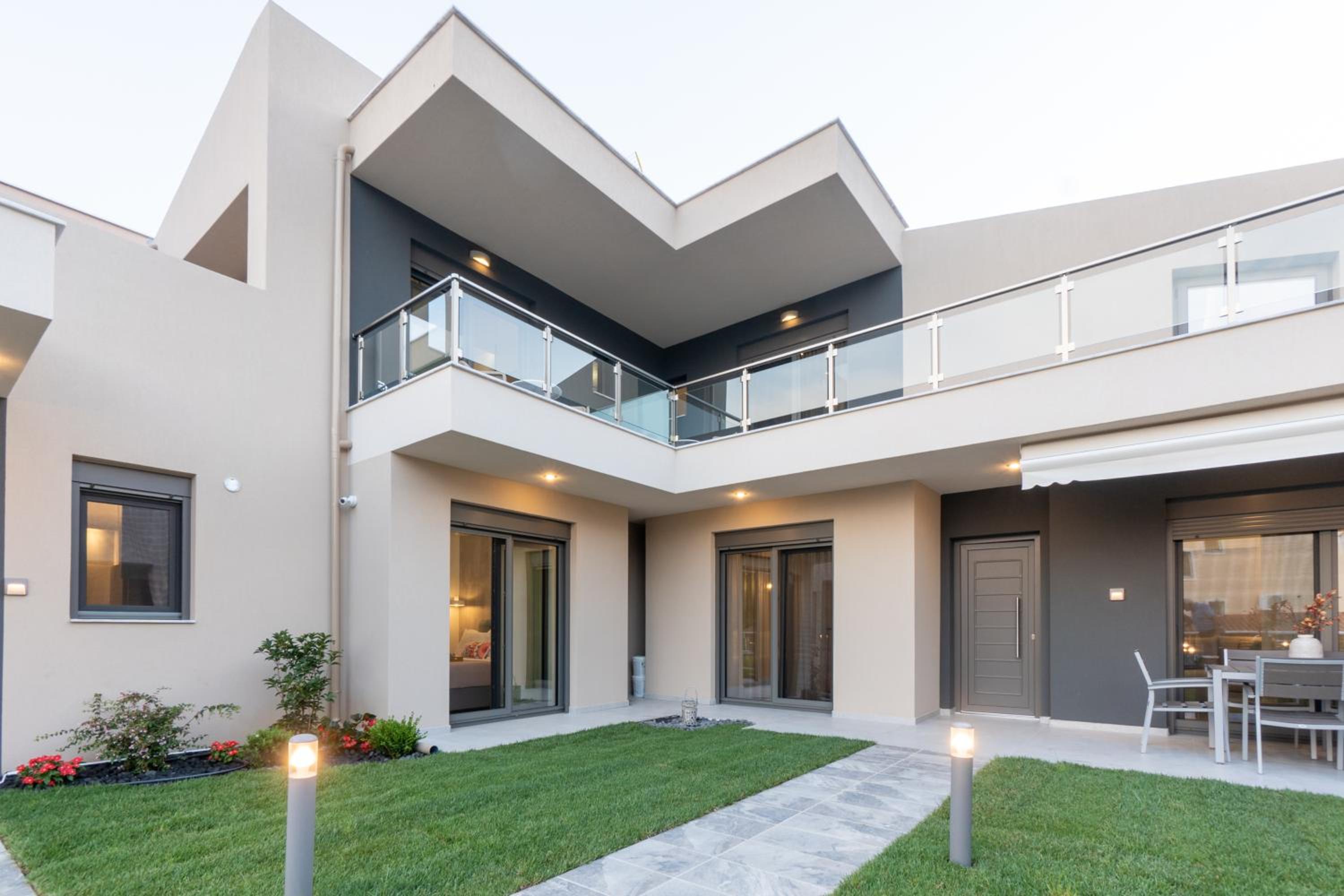 3 Doors Villas view 3