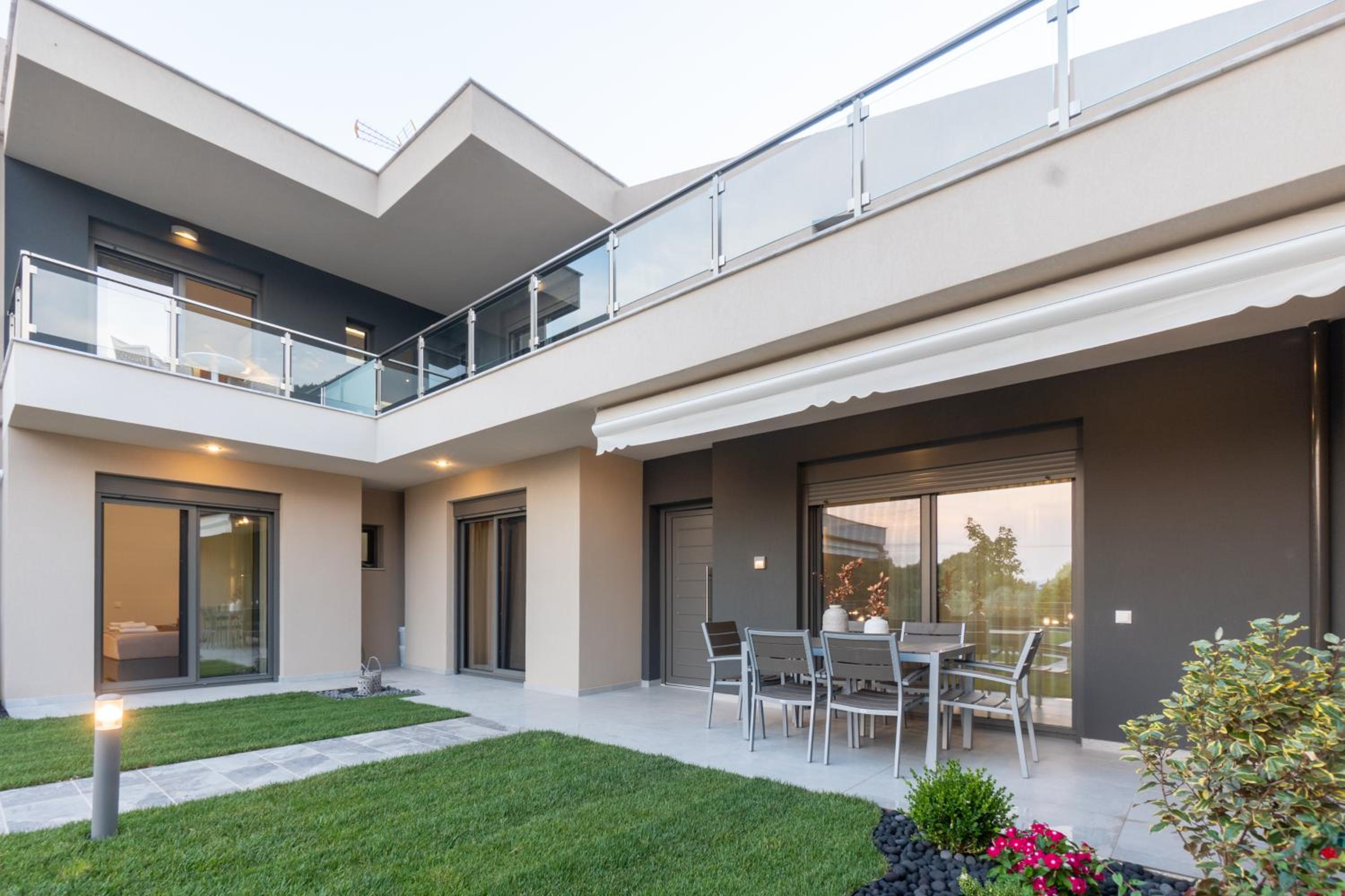 3 Doors Villas view 4