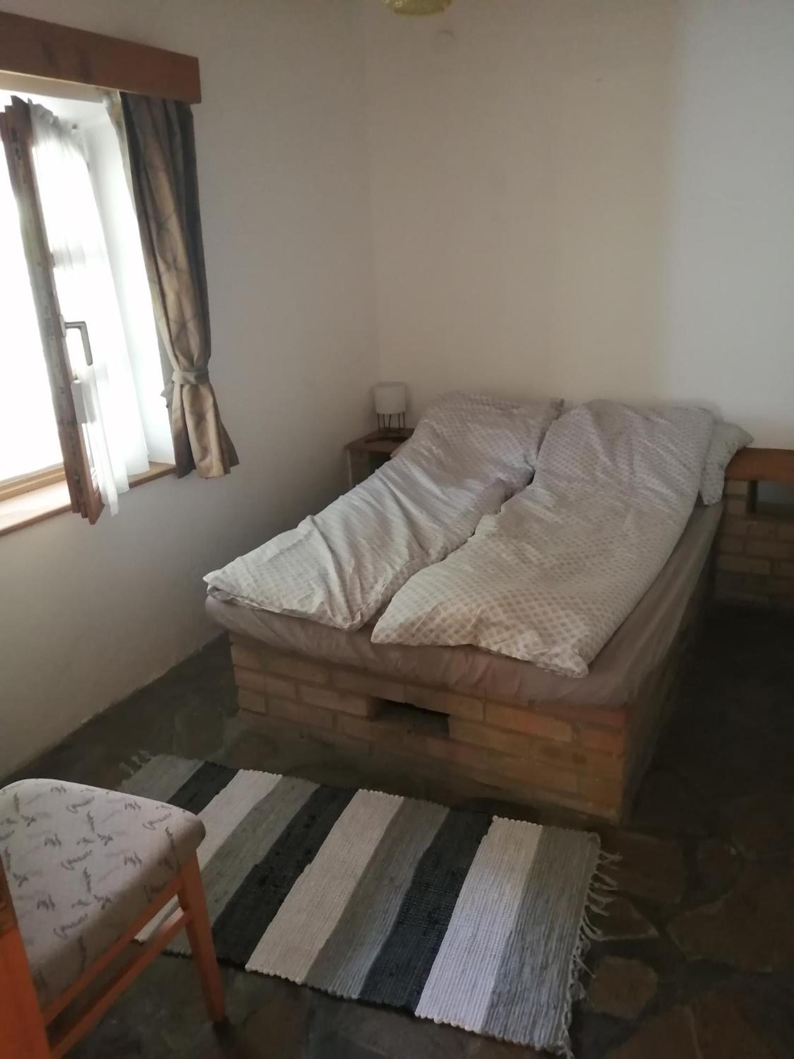 Lisztes Apartman (medencés, nádfedeles, Zamárdi)