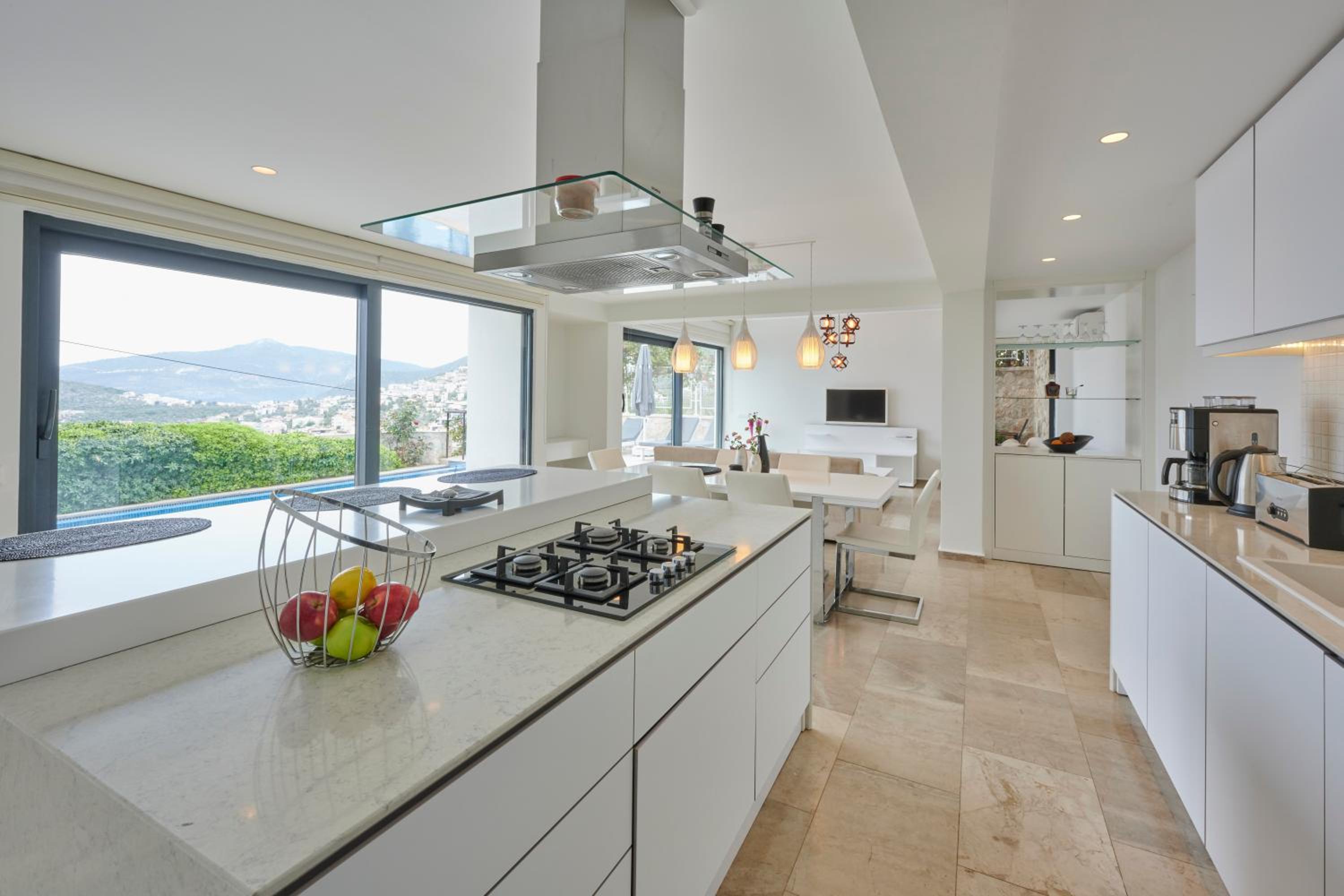 Hotel Luxus Villa Skyla mit 5 Schlafzimmern & Meer-Blick - Image 1