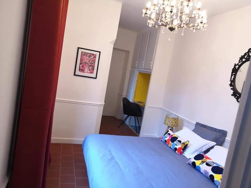 Le 9 de Cour, Chambre Kiwi