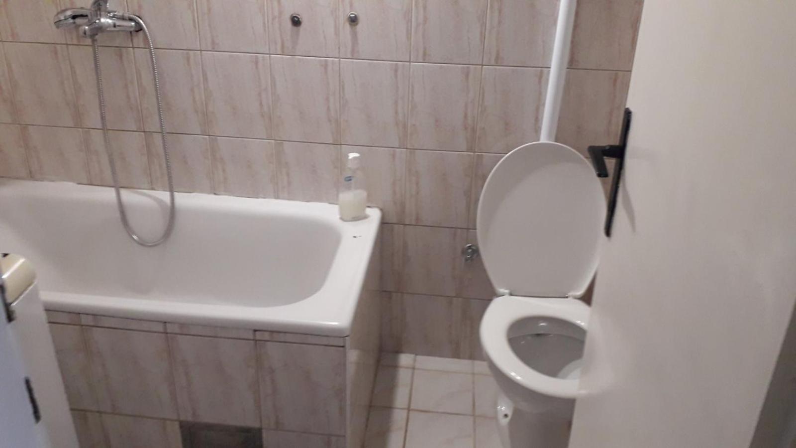 Guesthouse Ljilja - apartment with balcony 2 photo 5