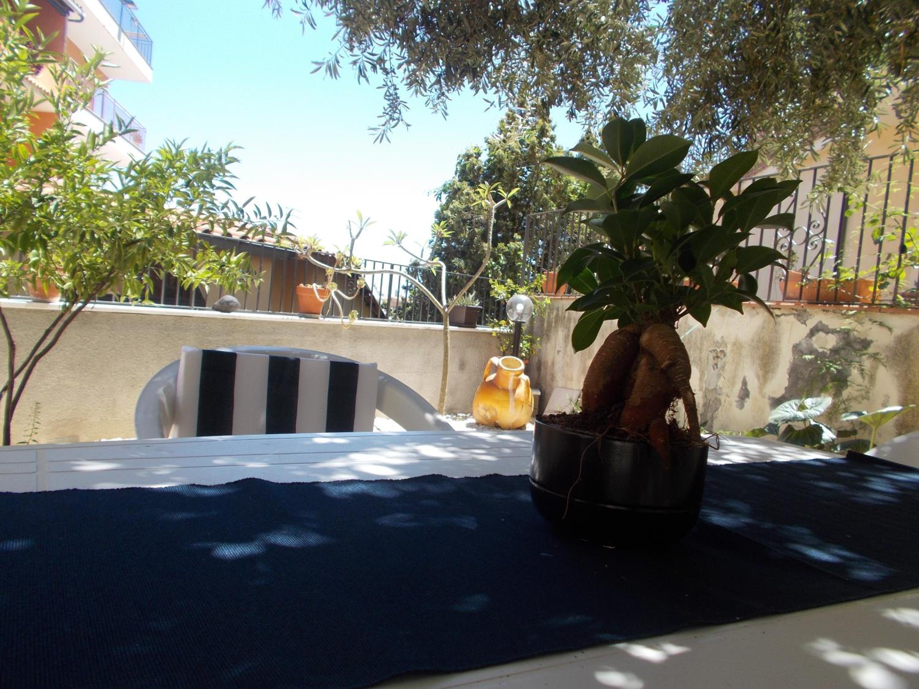 Villa Il Melograno view 2