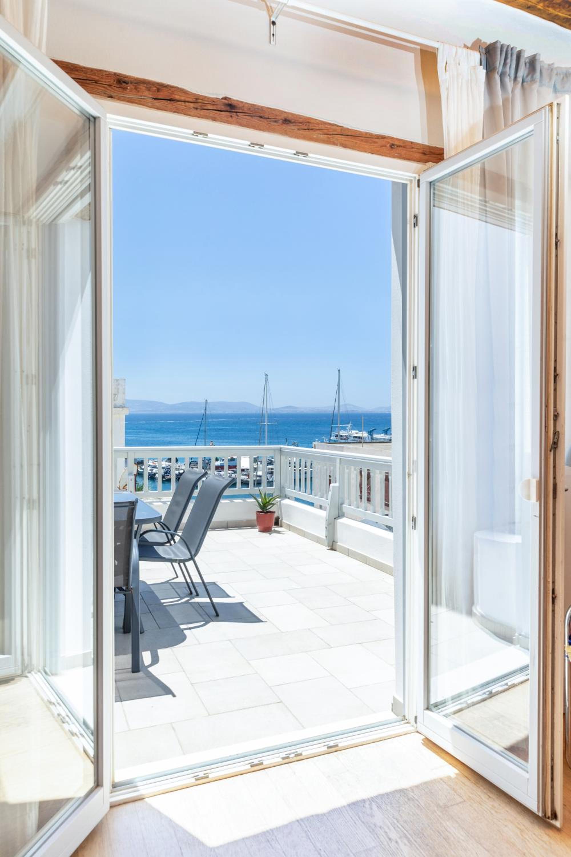 Pandoras Home - Old Town Naxos view 2