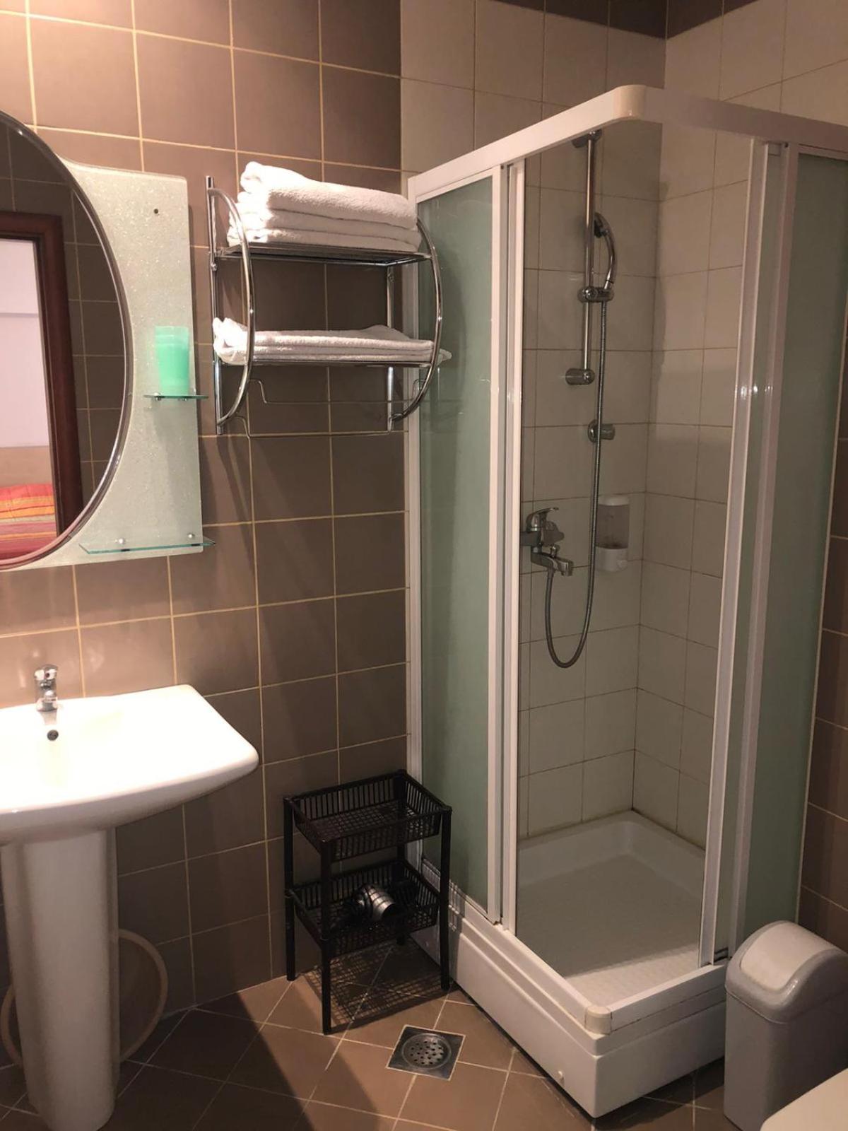 BMV TRIPLE ROOM WITH BALCONY