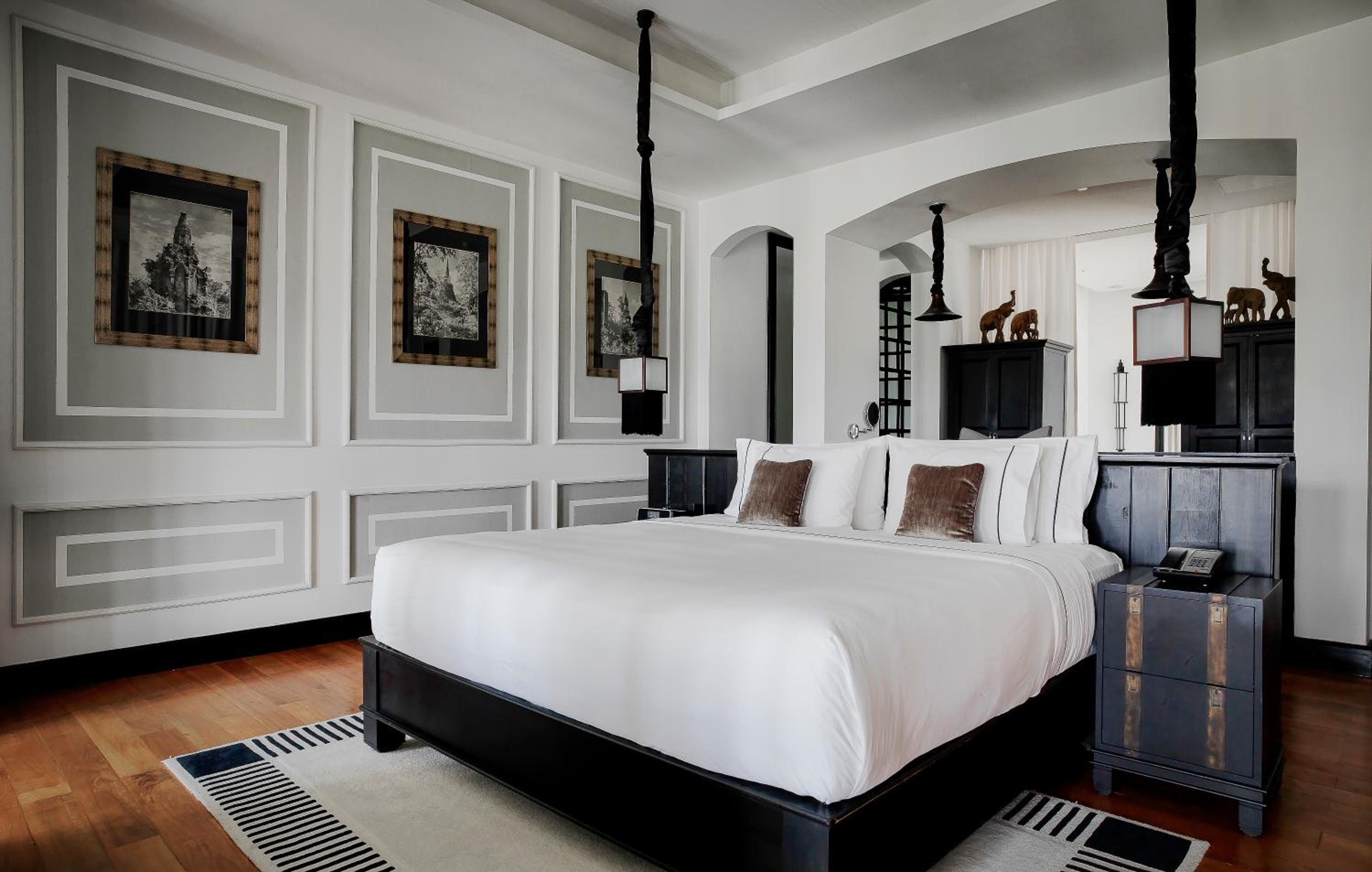 The Siam 35