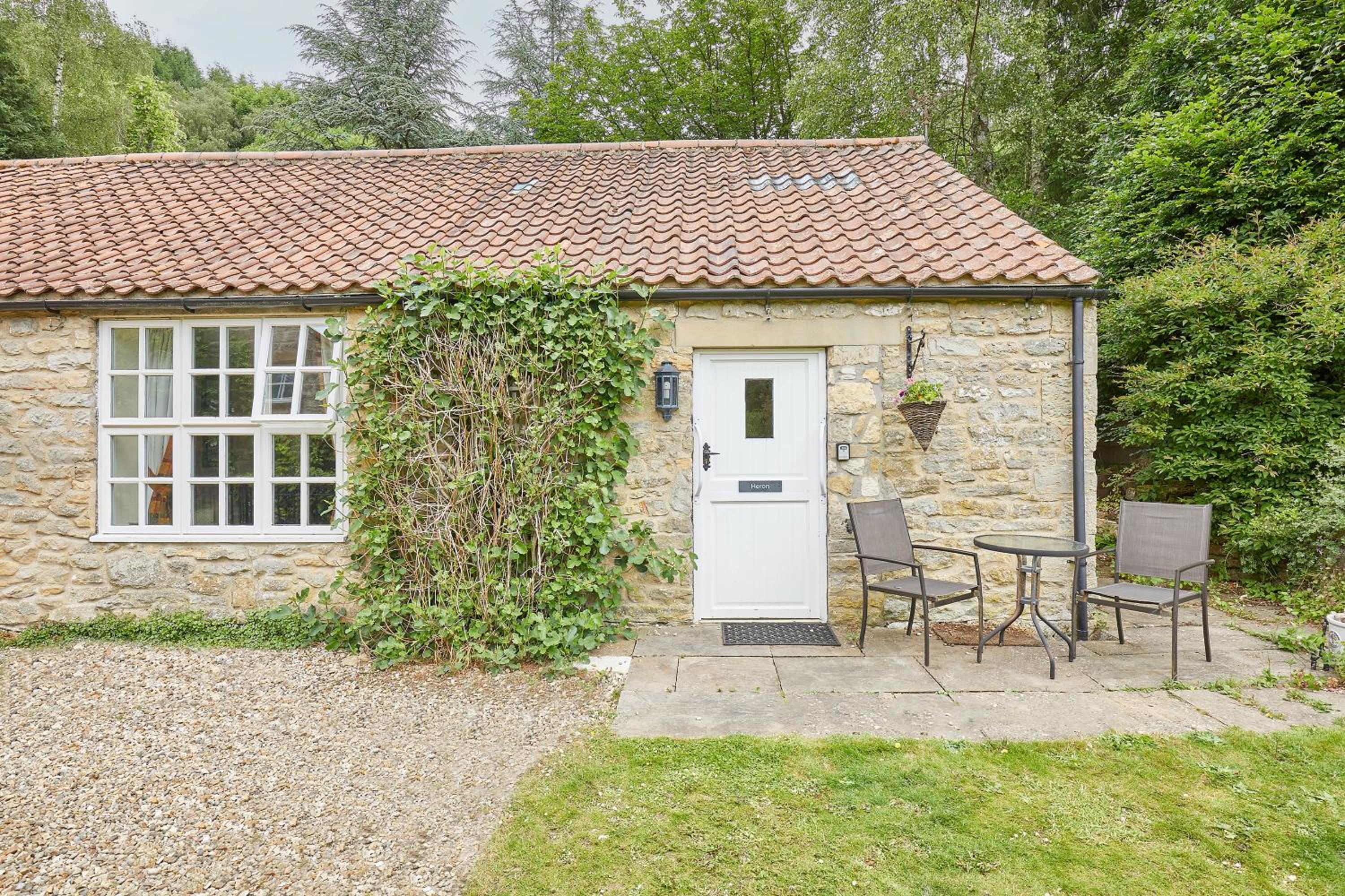 Host & Stay - Heron Cottage