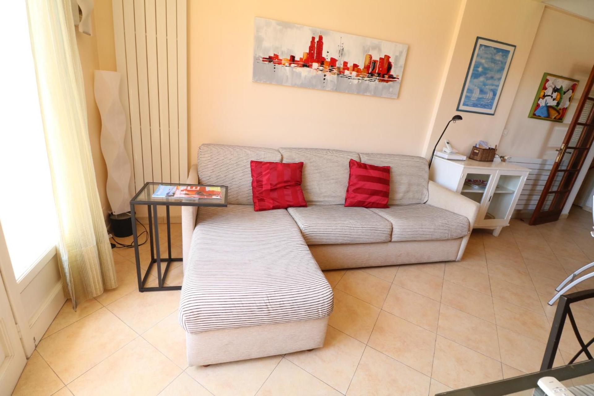 1 Bedroom Henri IV on the Croisette 240 photo 2