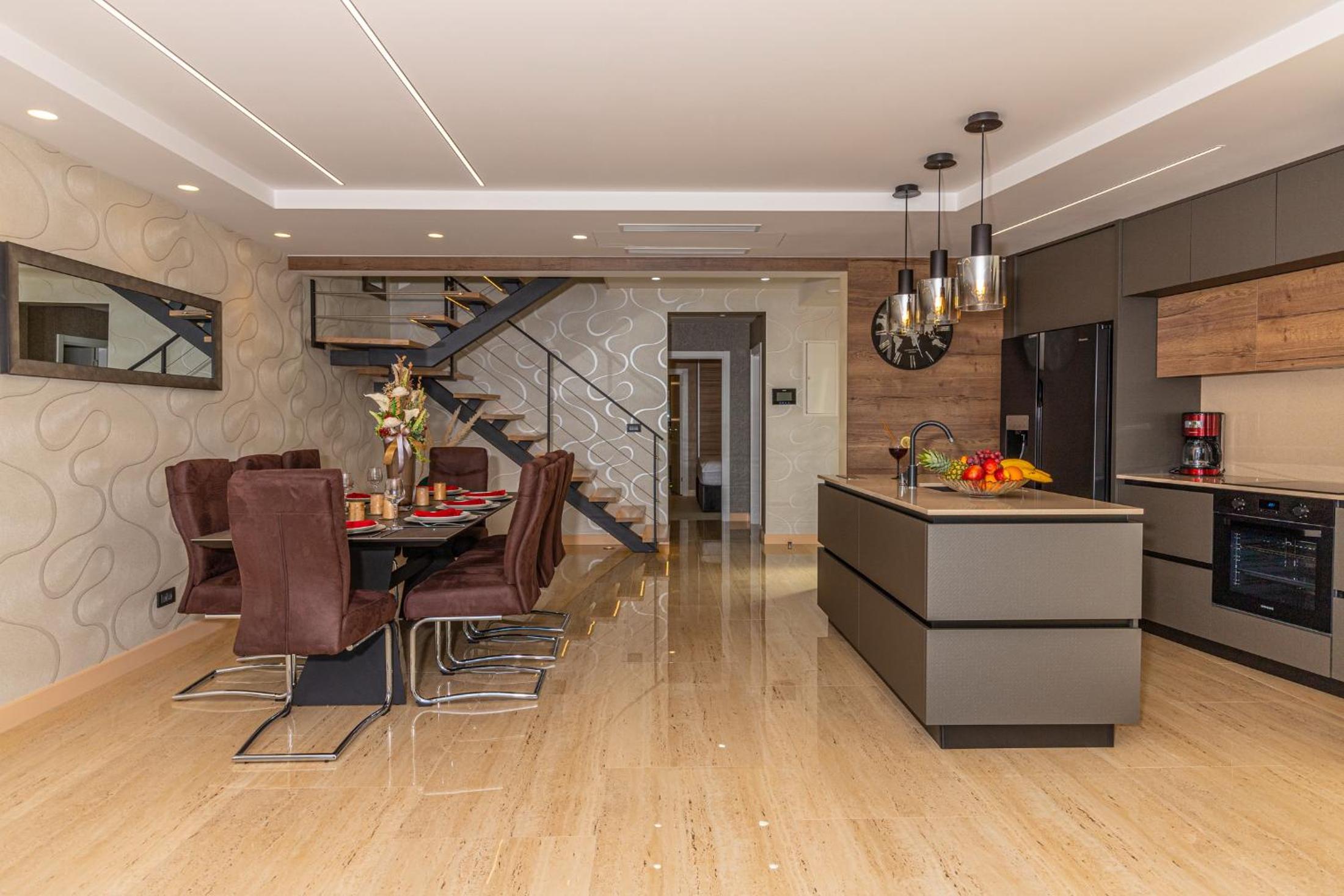Villa Marassi with Heated Pool, Hot Tub and Sauna