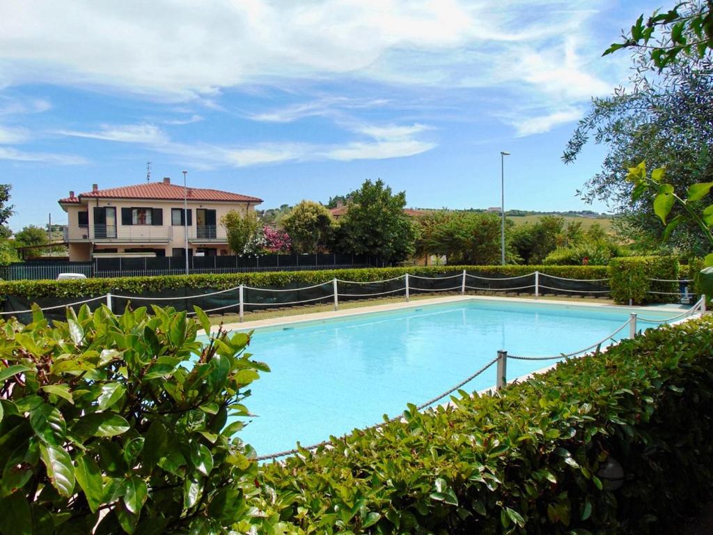 N243 - Numana, trilocale in residence con piscina view 2