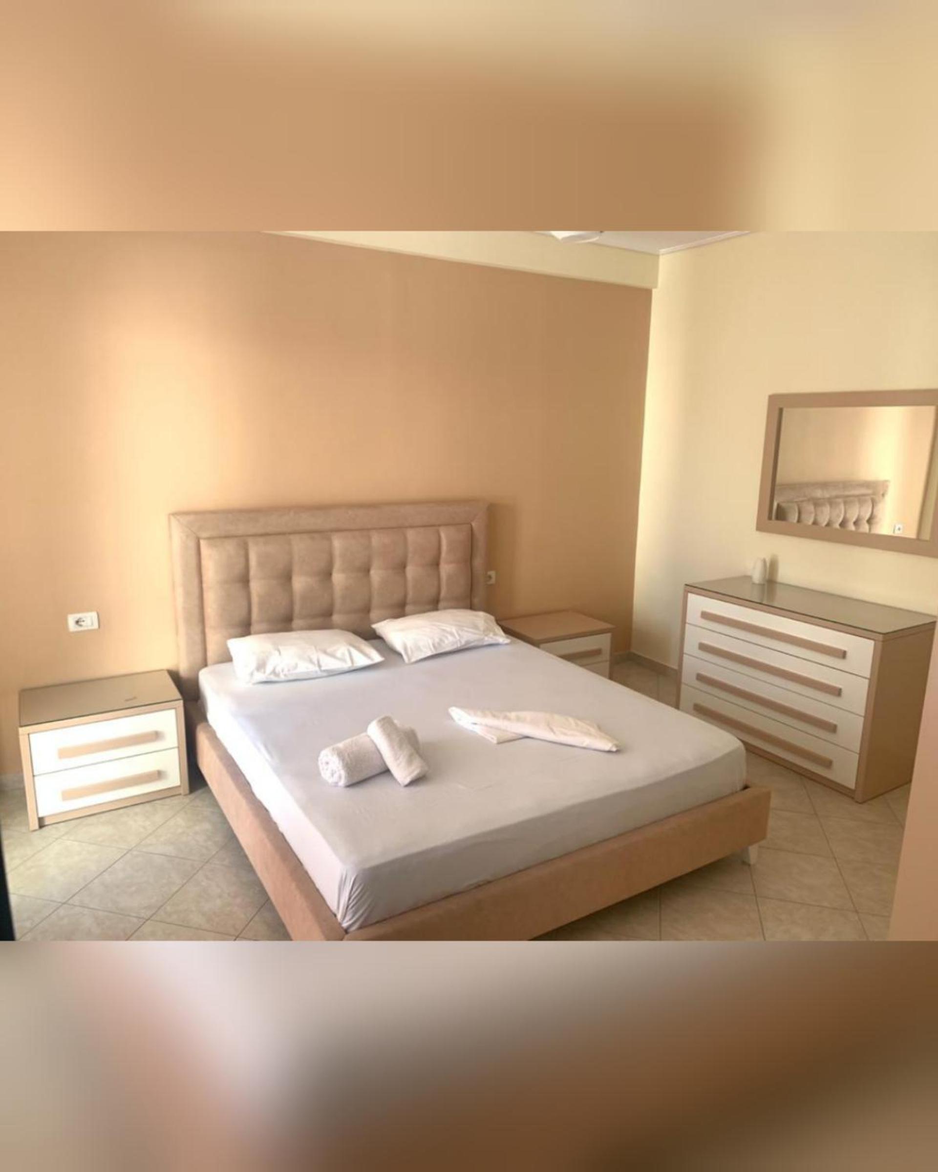 Griselda Apartment