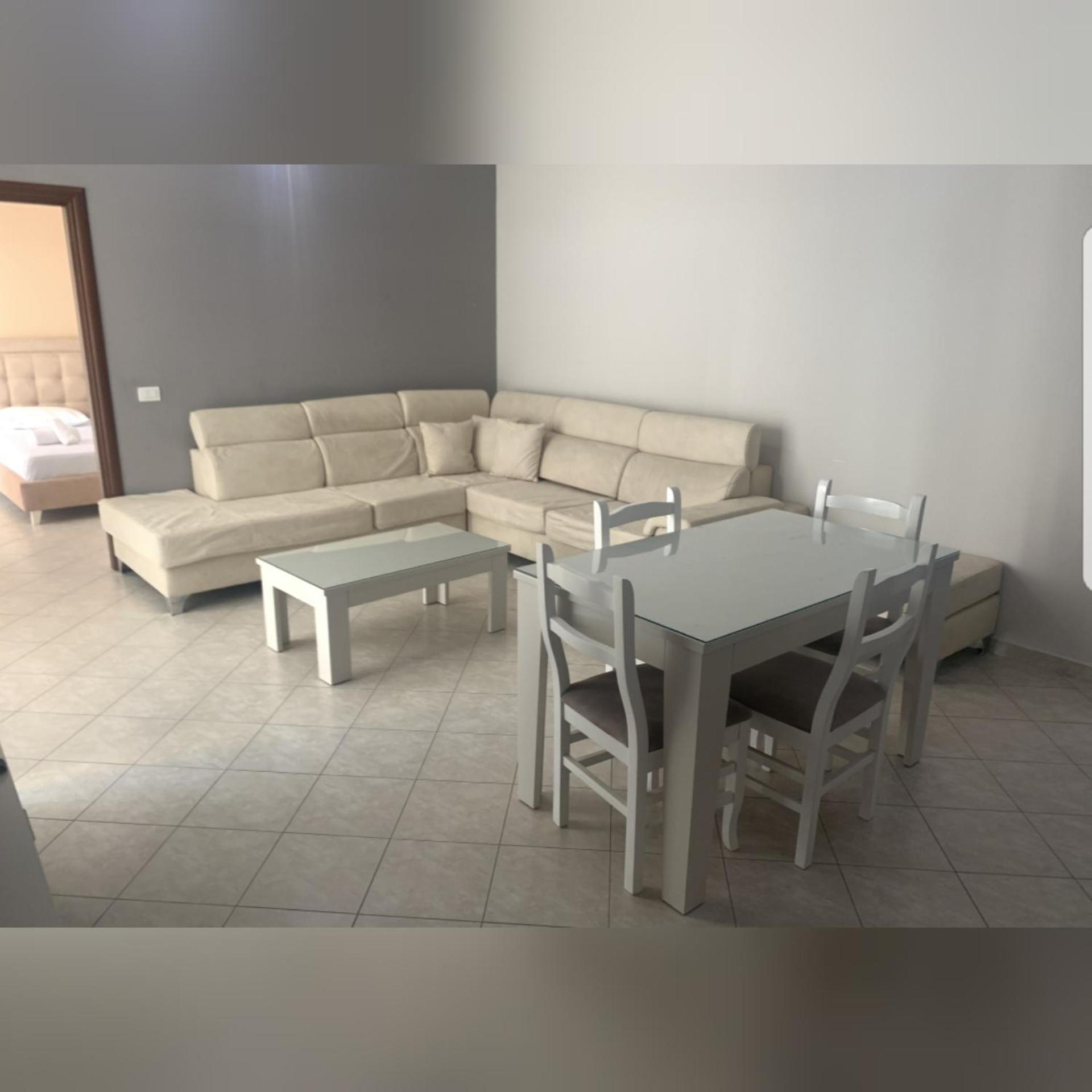Griselda Apartment