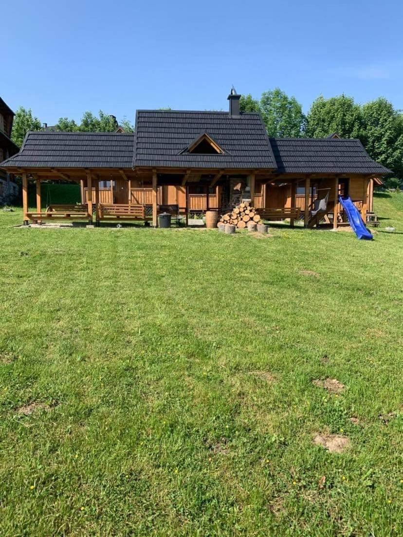 Domek na skarpce