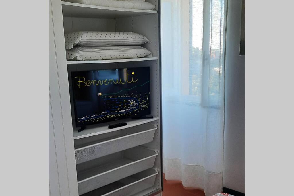 LA FINESTRA SUL GOLFO - CITRA 010018-LT-0033 -