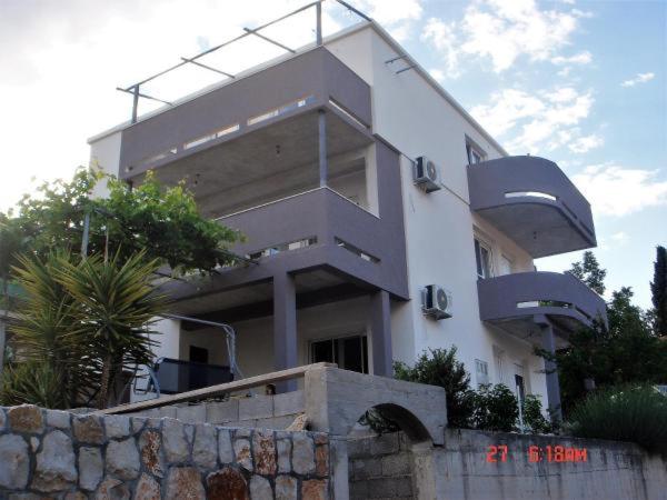 Apartments 4 Me view 2