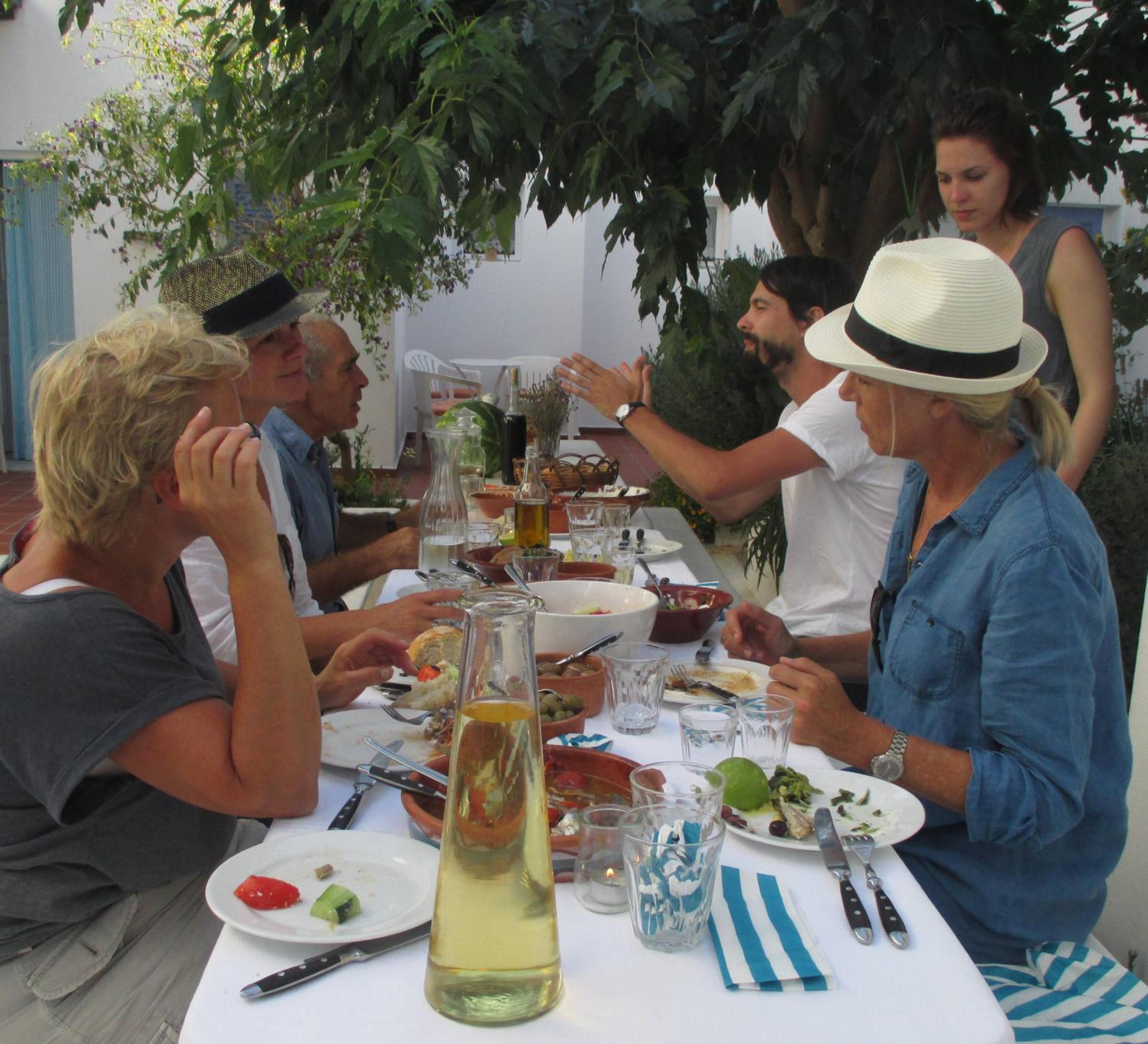 Aeolos Apartments