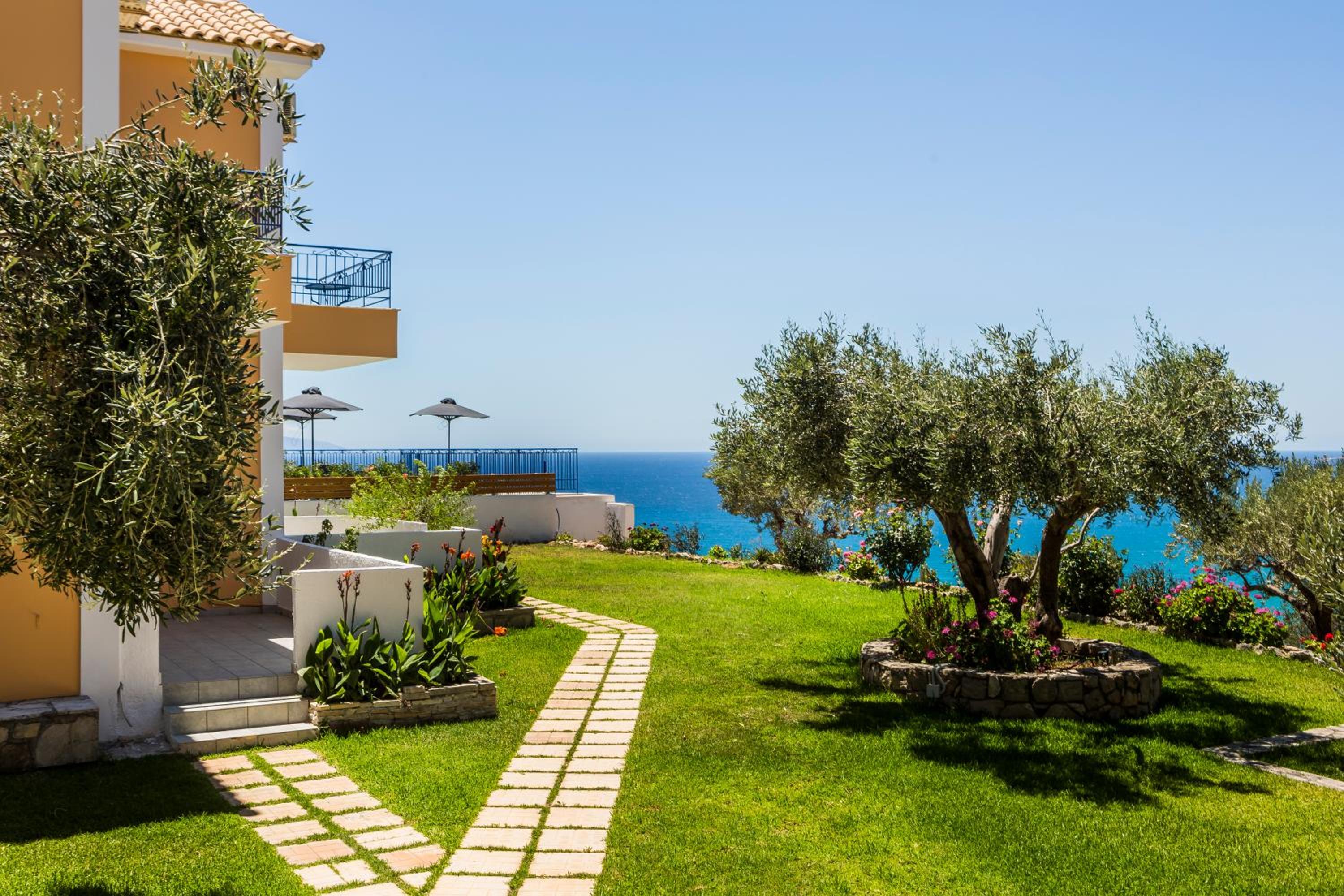 Afrato Village Sea View Apartments