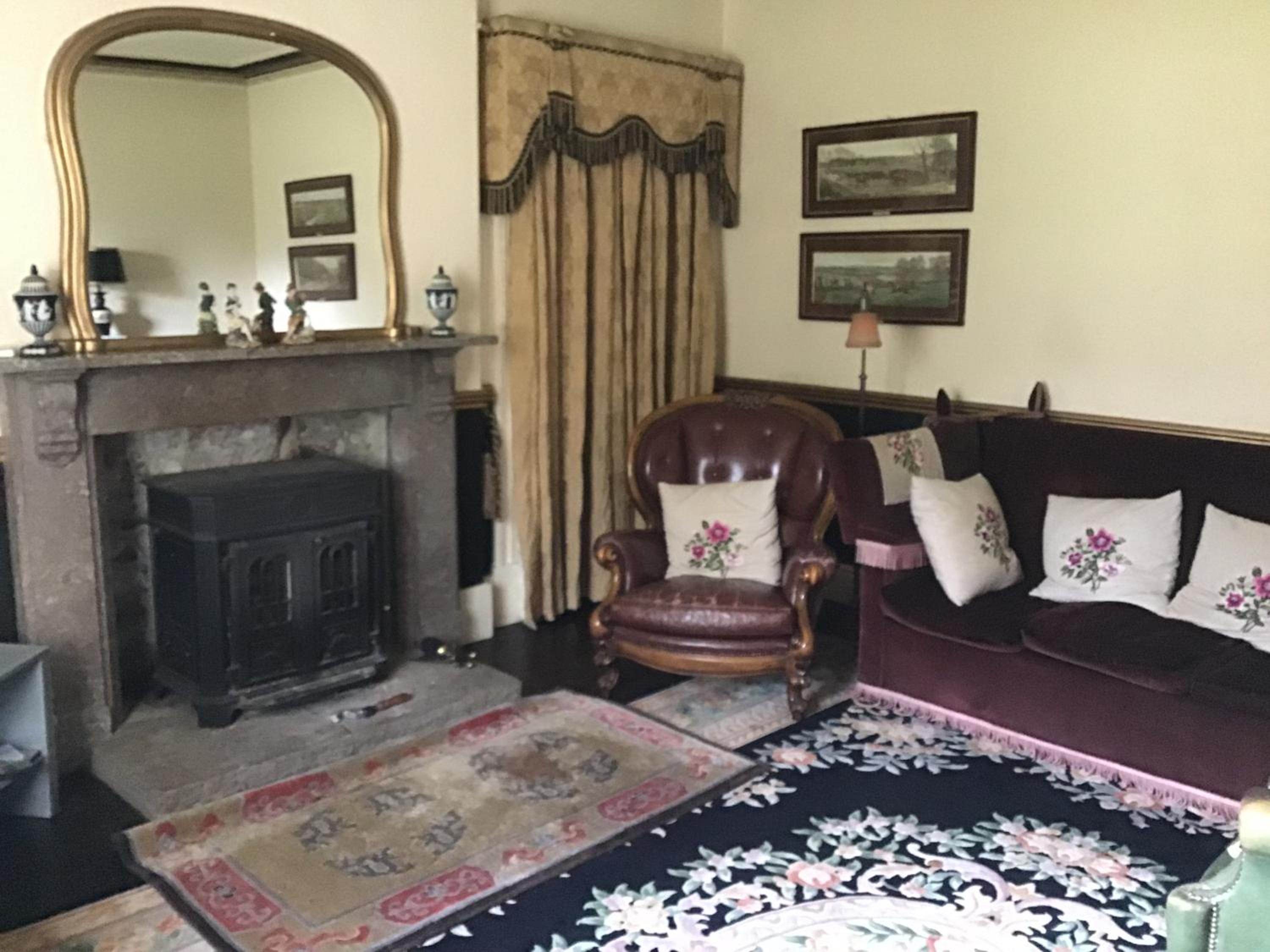 Bank Top Farm B&B Hartington view 2