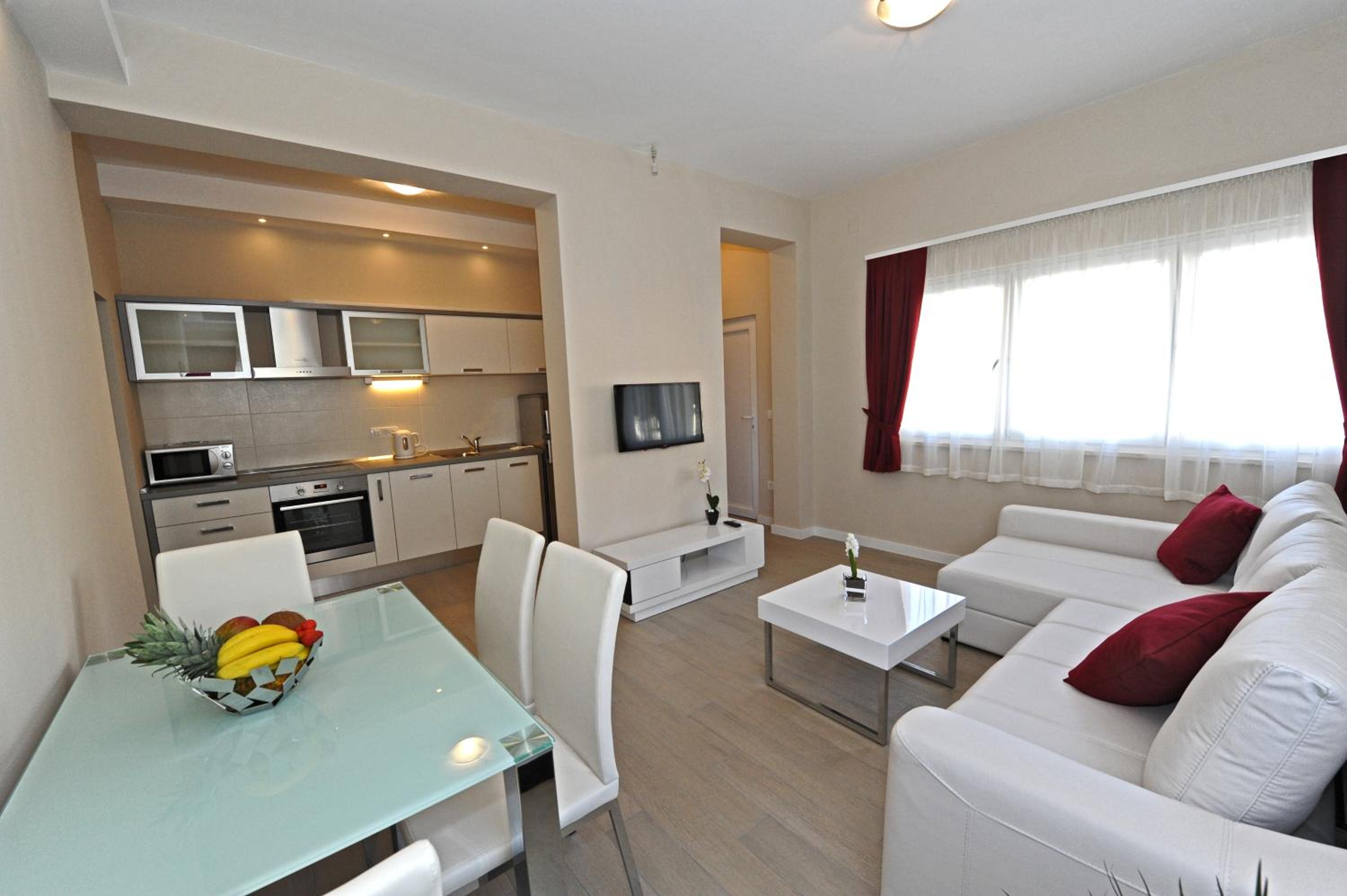 Apartments Villa Violet view 3