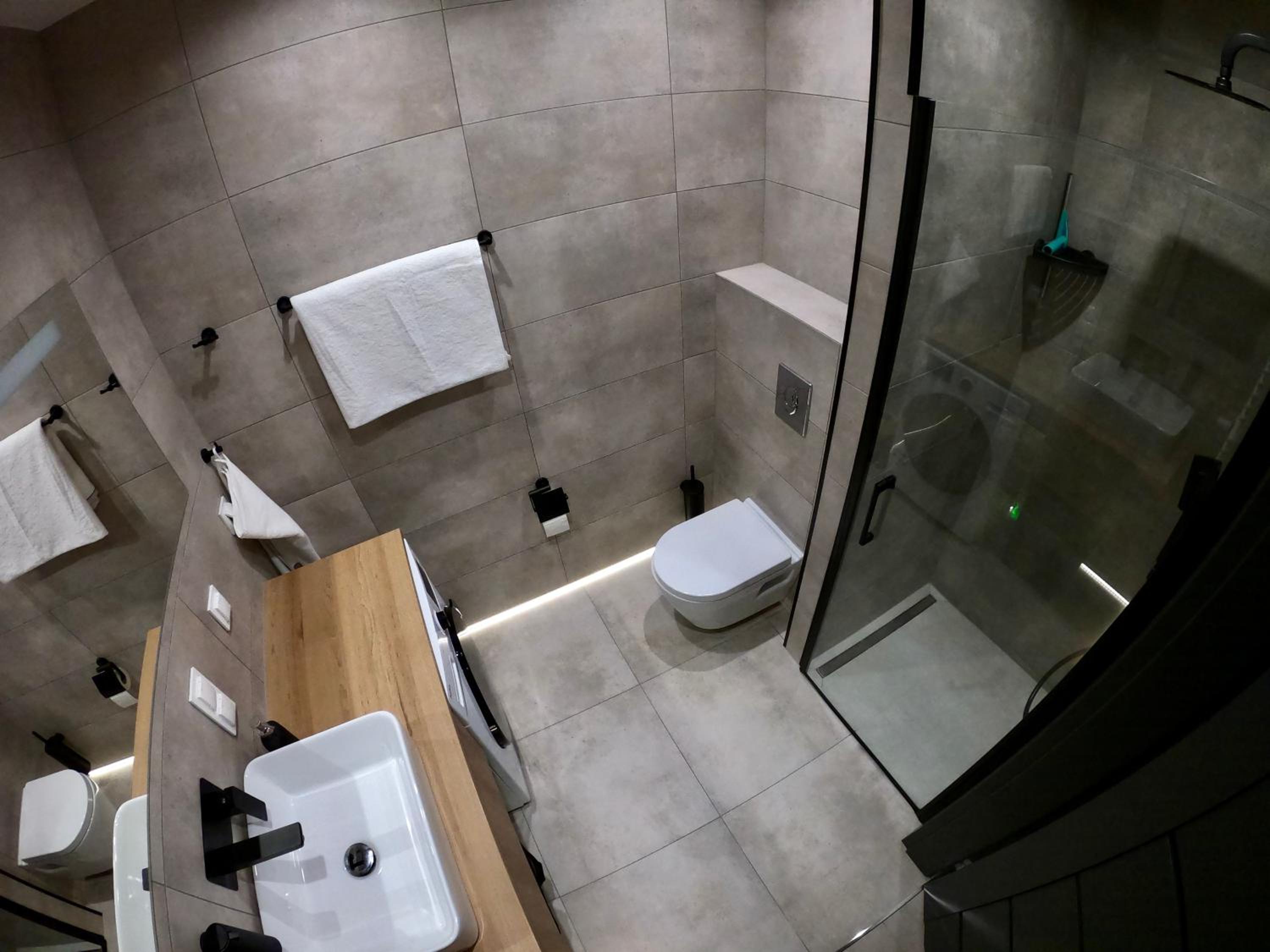Apartment 2-Rooms-Garage-TV-Wifi view 5