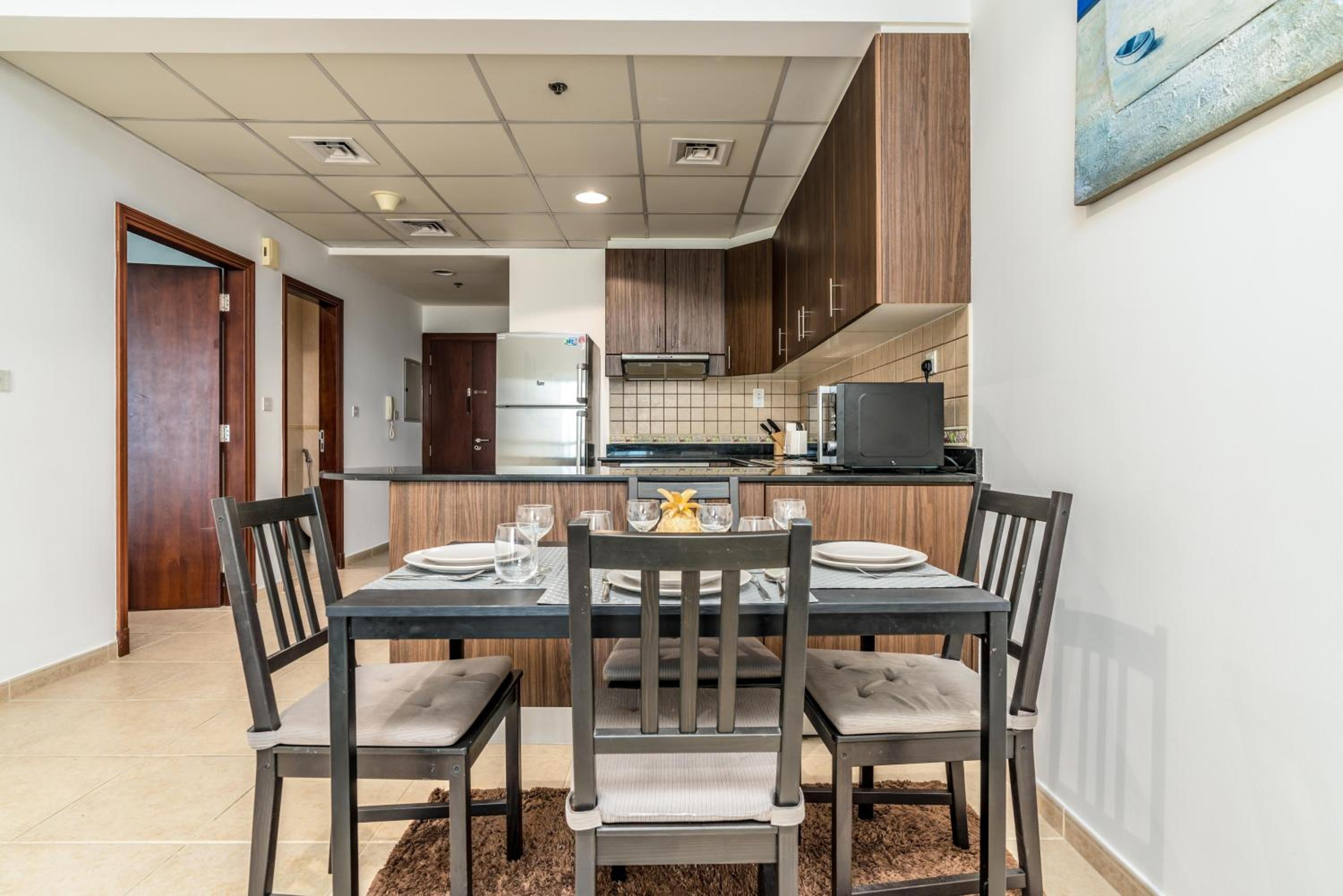 Lux BnB Elite Residence Harbor Views