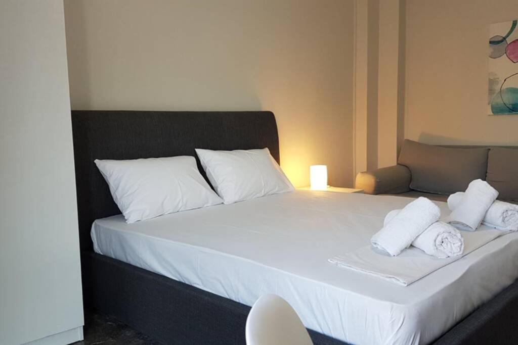 Double Apartment - Athens Center, 7 BD, 3 BATH