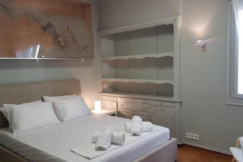 Double Apartment - Athens Center, 7 BD, 3 BATH
