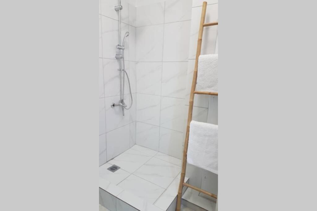 Double Apartment - Athens Center, 7 BD, 3 BATH