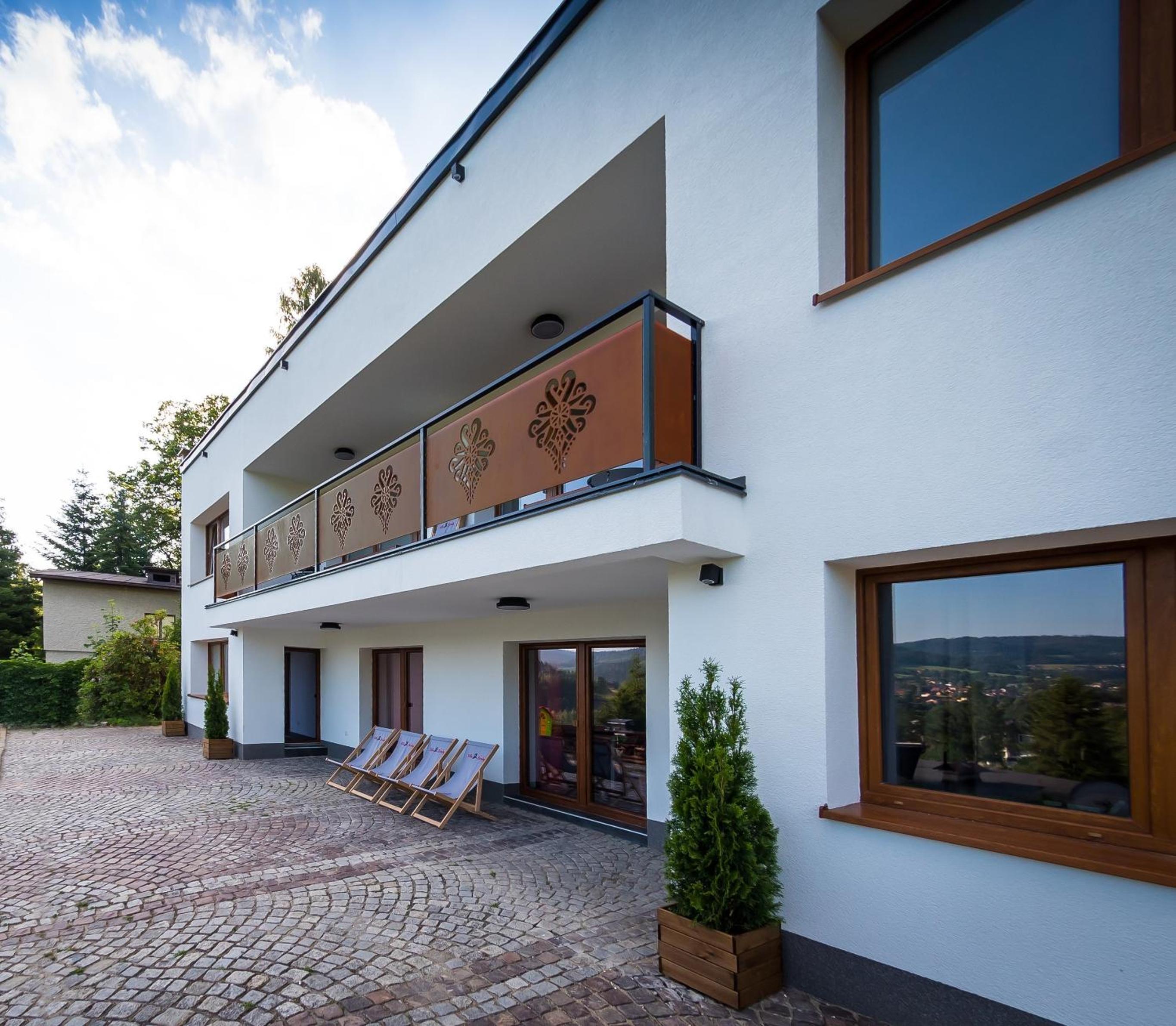 Villa Brody view 2