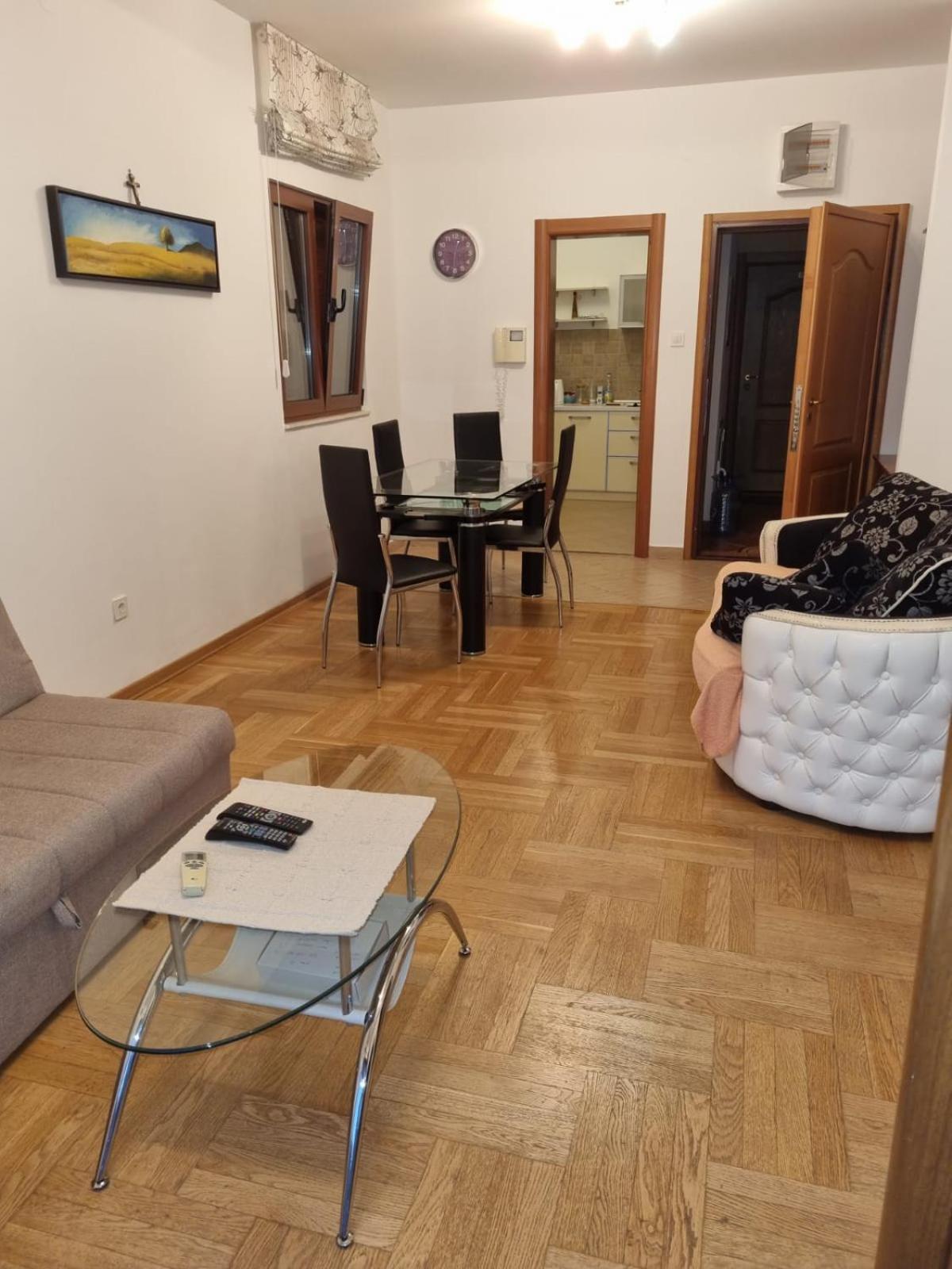 Apartments Sneža
