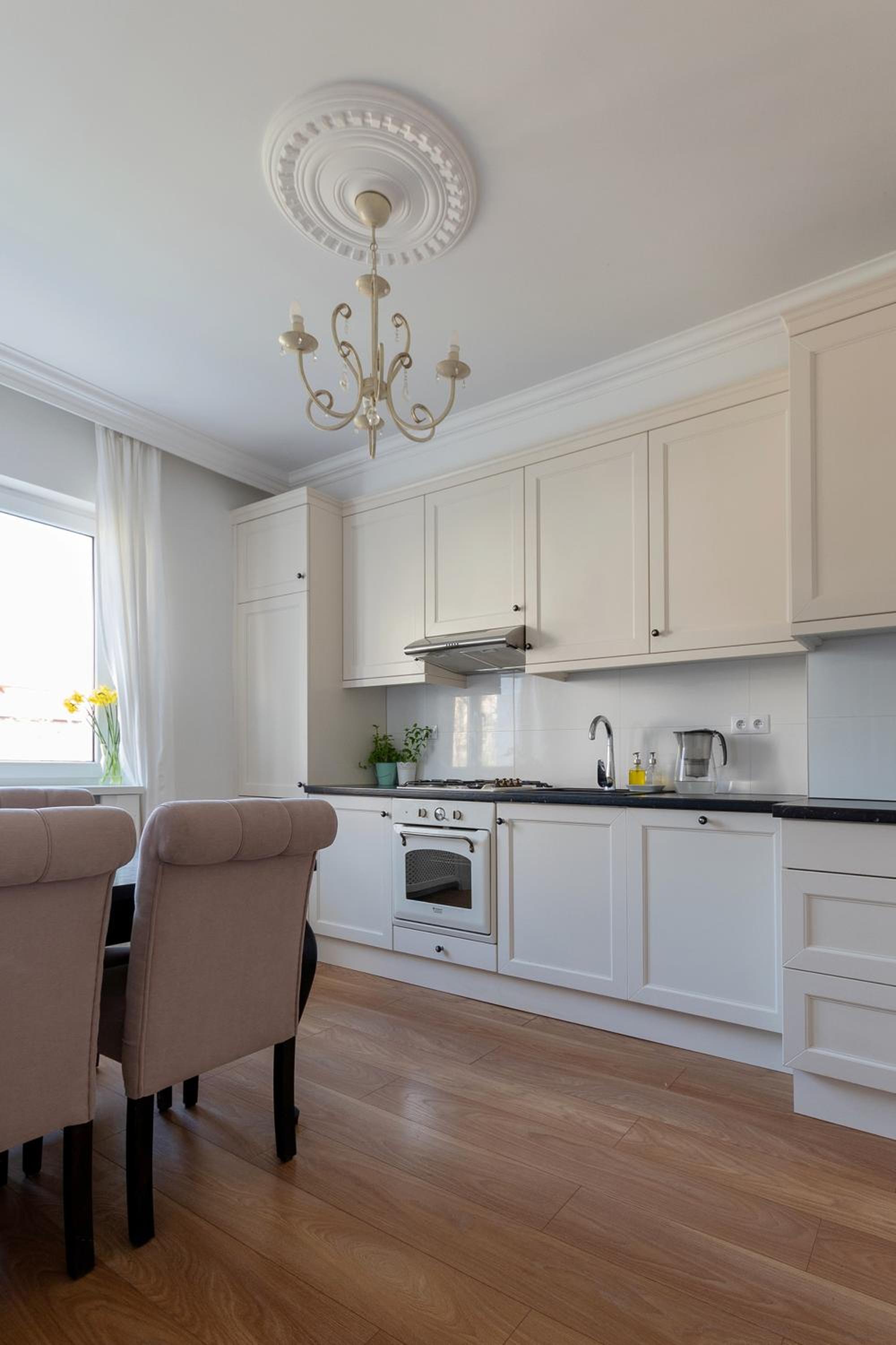 Elegant near Old Town - free parking