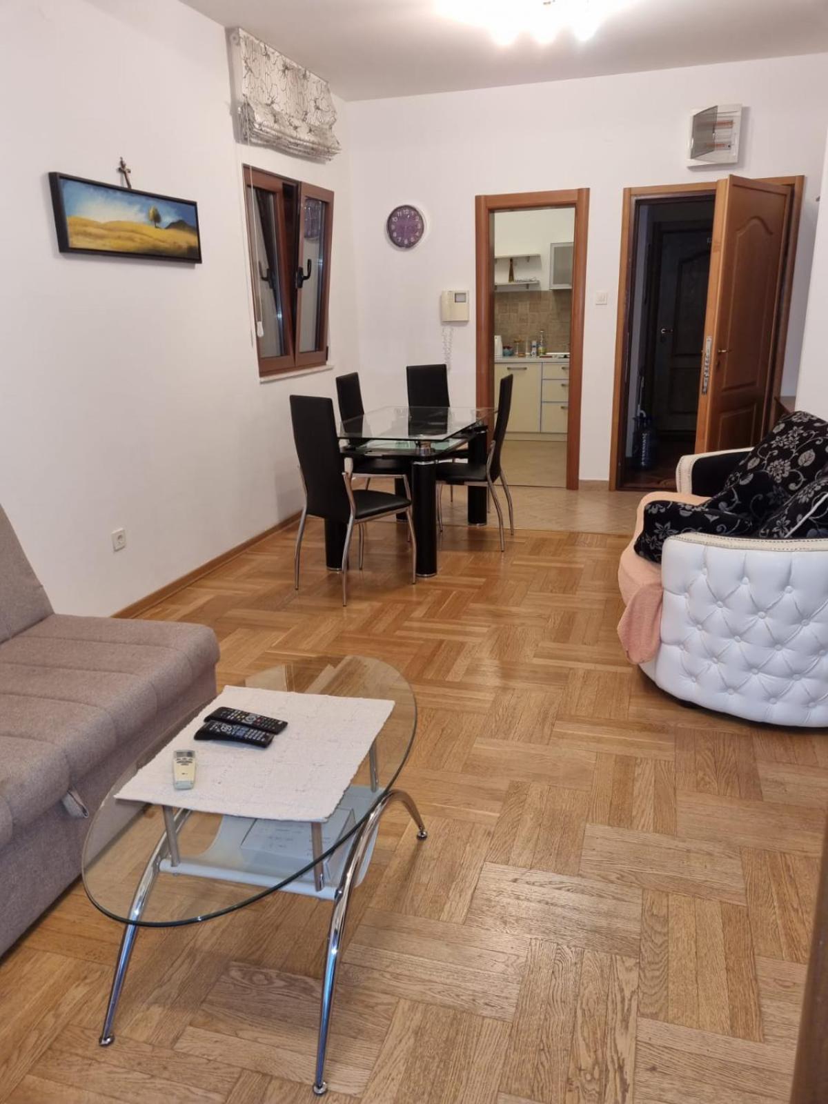Apartments Sneža