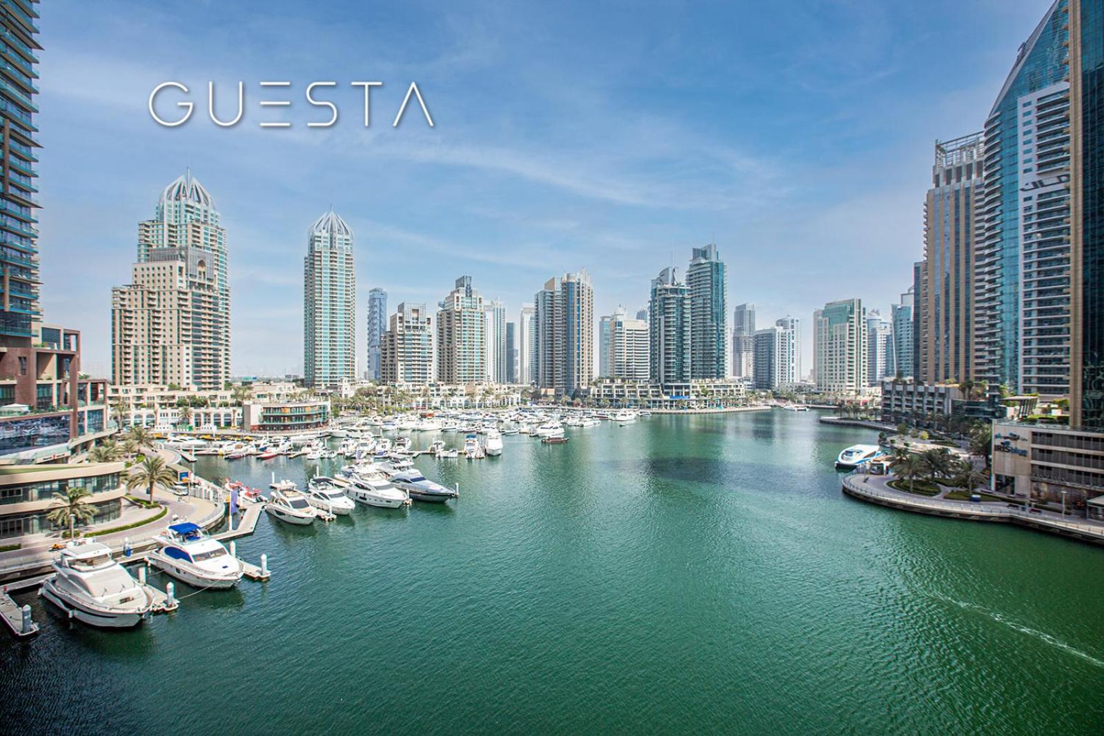 Cayan Tower, Dubai Marina