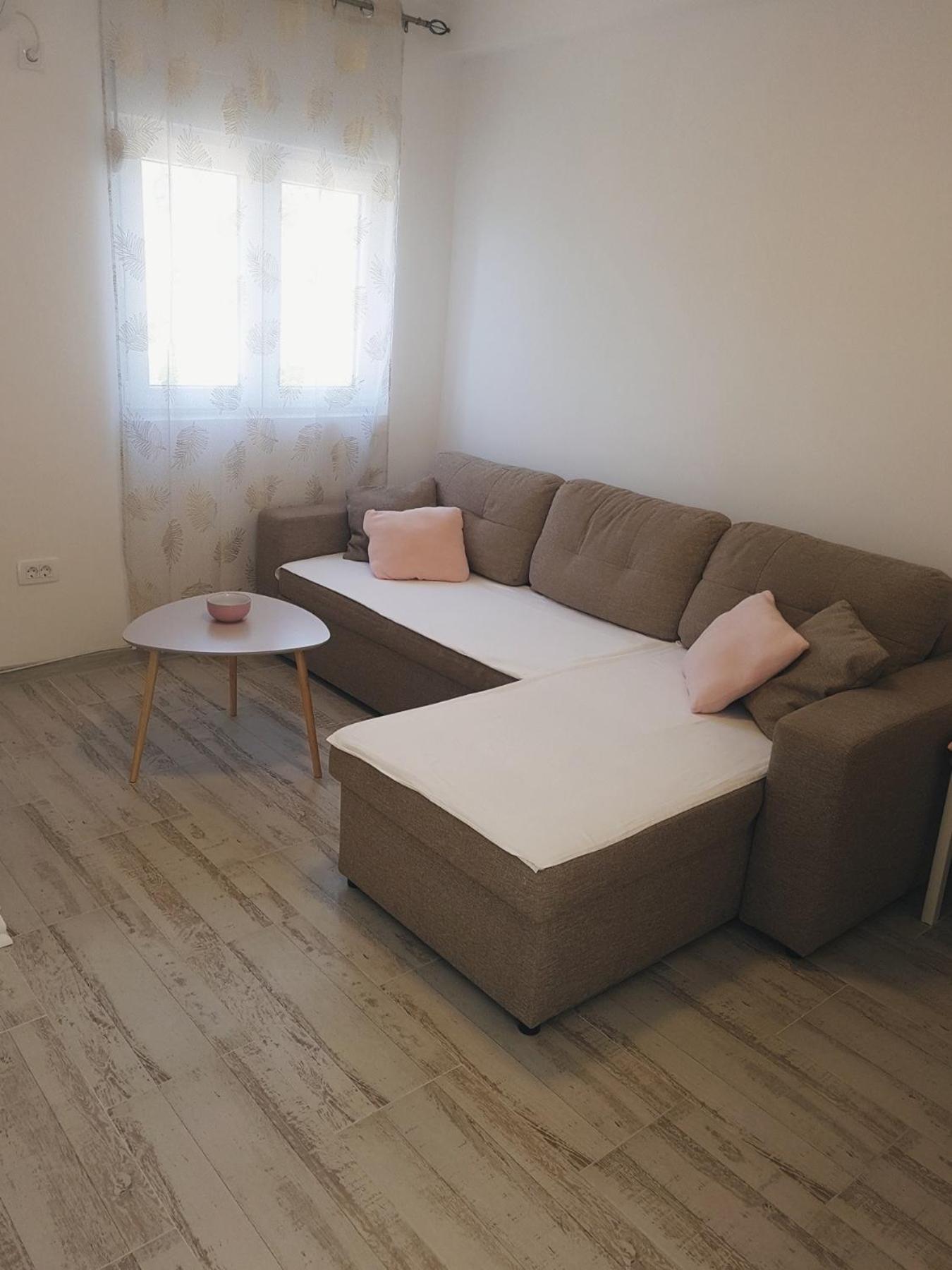 Apartment Jovana photo 4