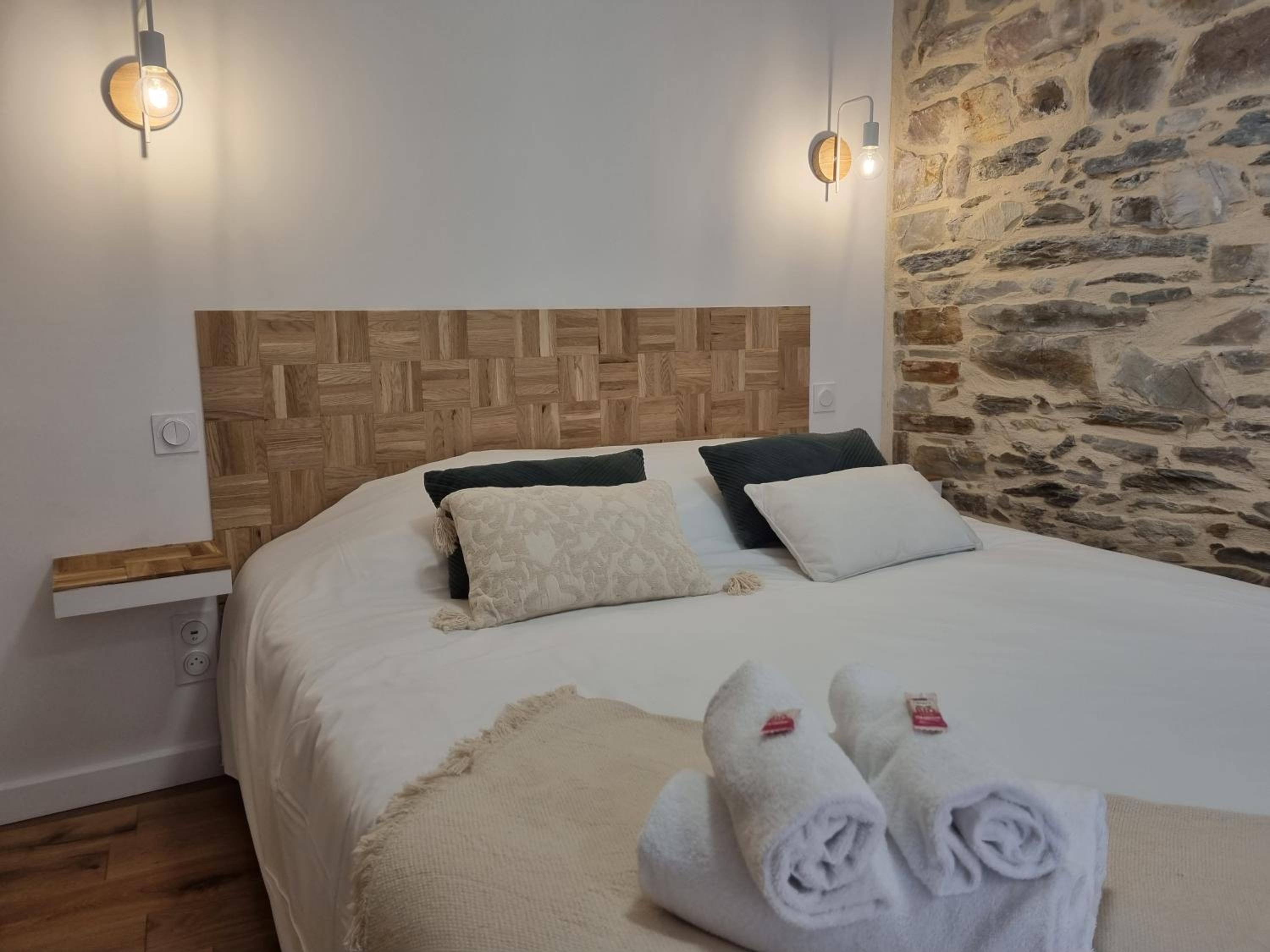 DelaLauret Apartment _ Redon Port-Chatelêt