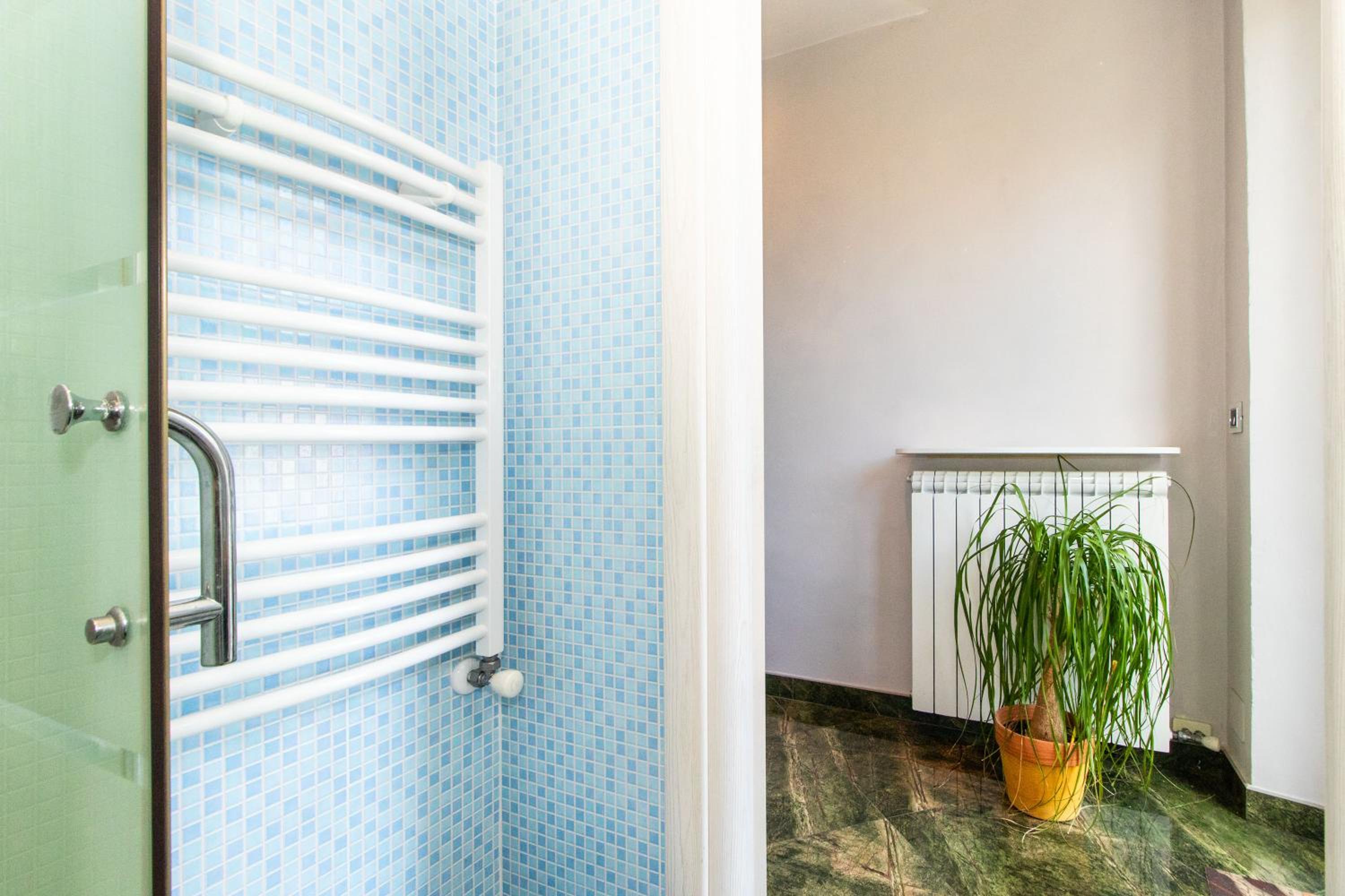Borgo San Paolo Stylish Apt with Jacuzzi photo 4